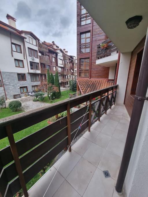 Domo 12 Belmont, Bansko