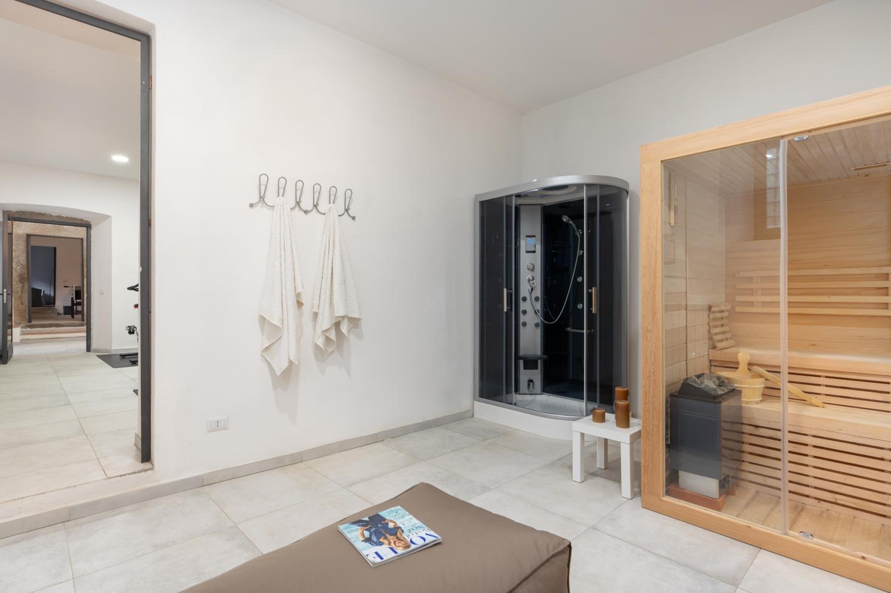 Villa Eugenia Tuscany with private Pool, Sauna & Gym
