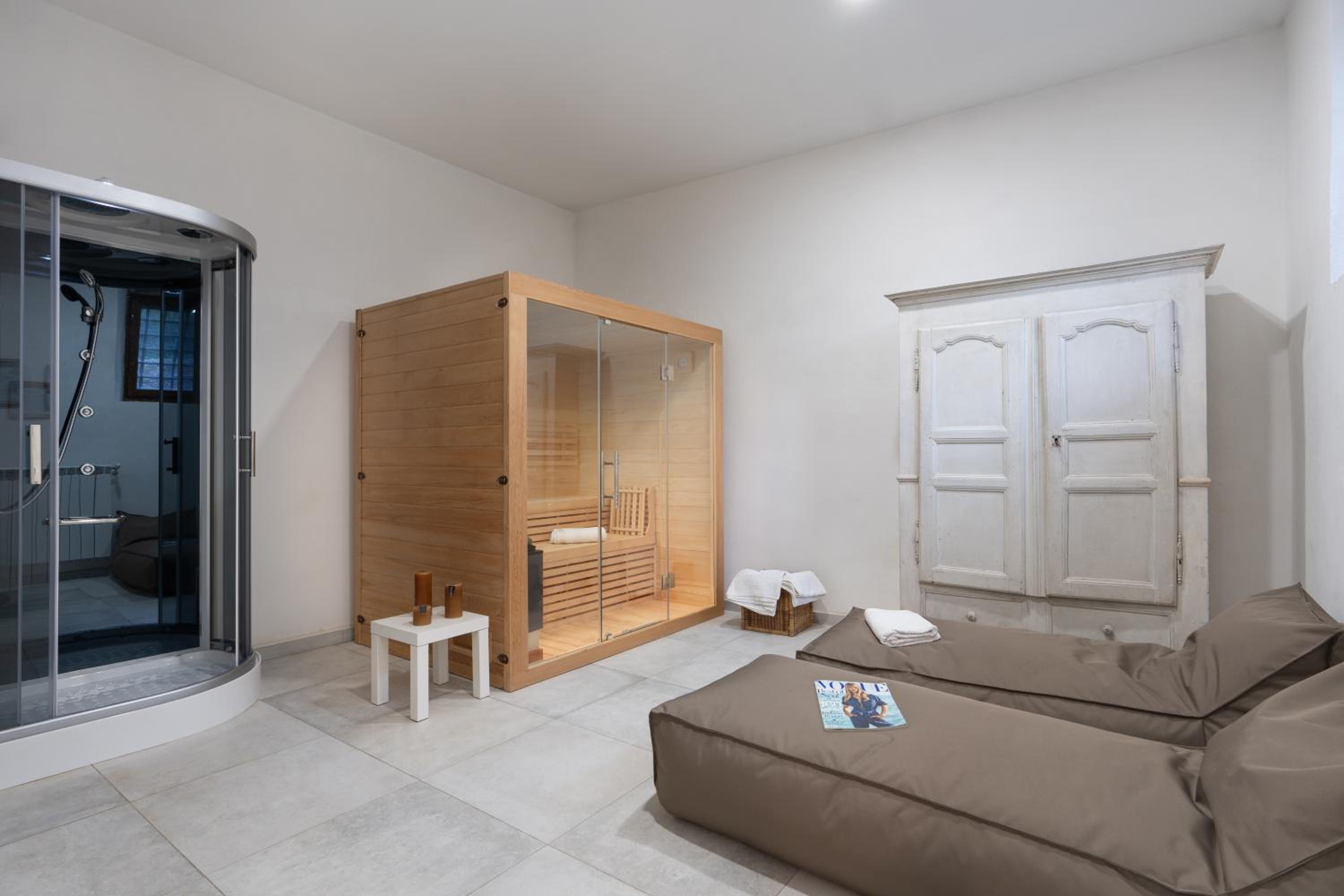 Villa Eugenia Tuscany with private Pool, Sauna & Gym