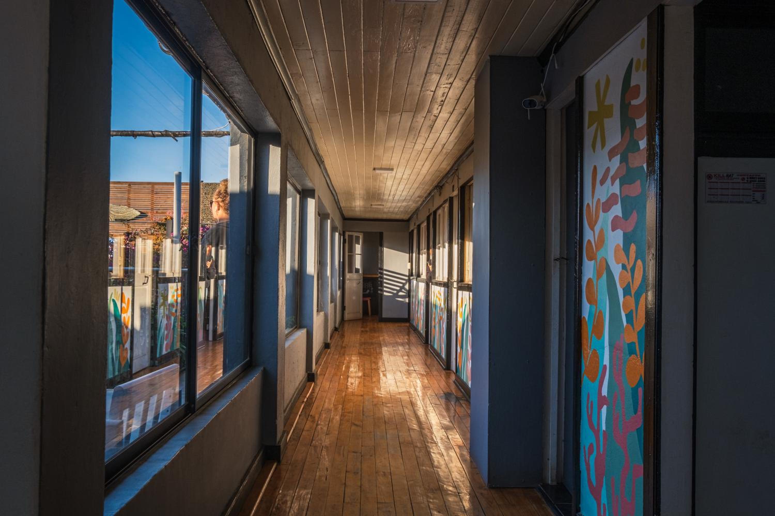 LÖF Hostal