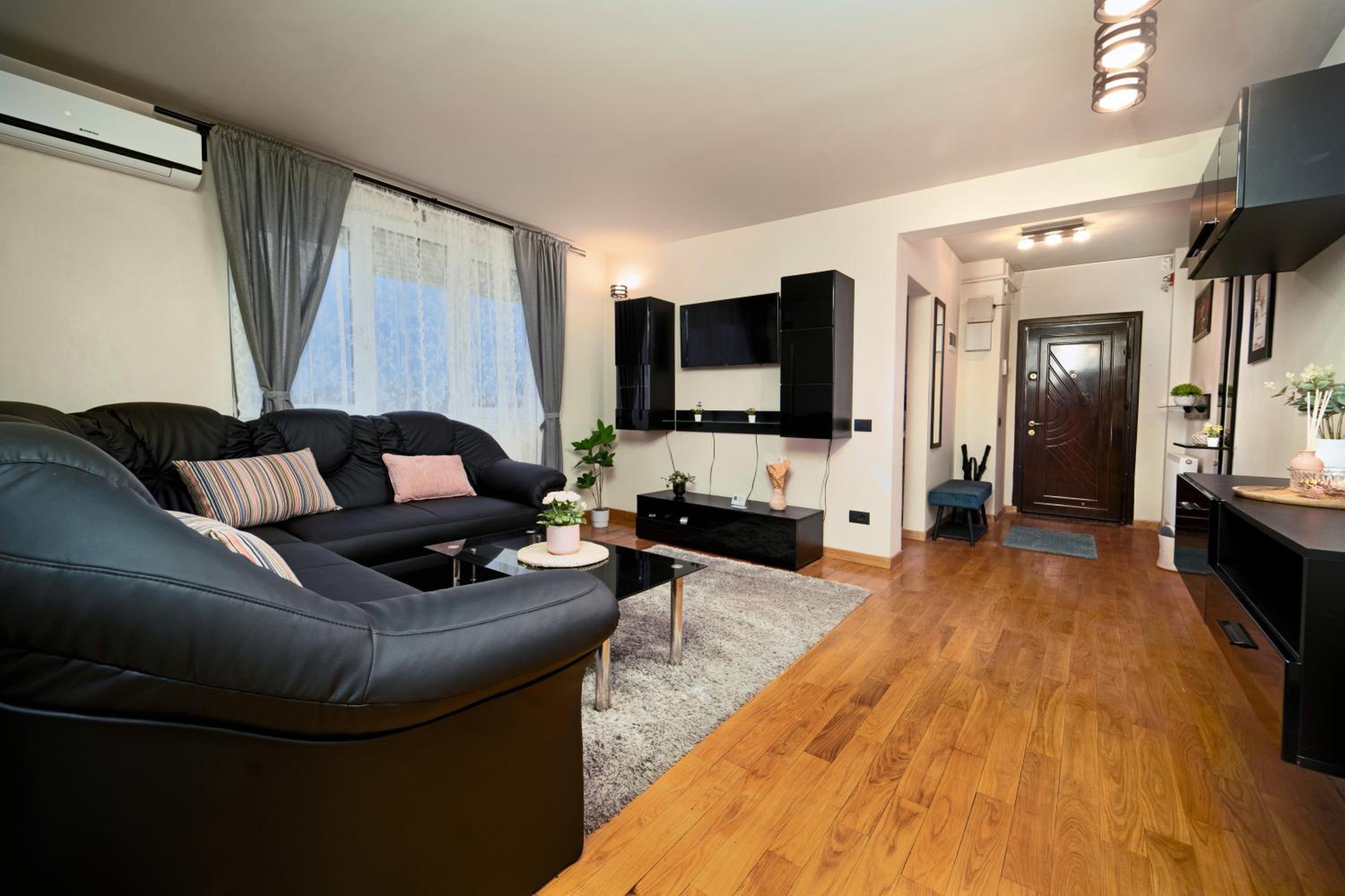 Central Elegant - Anastasia apartment - By OpenHouse view 3