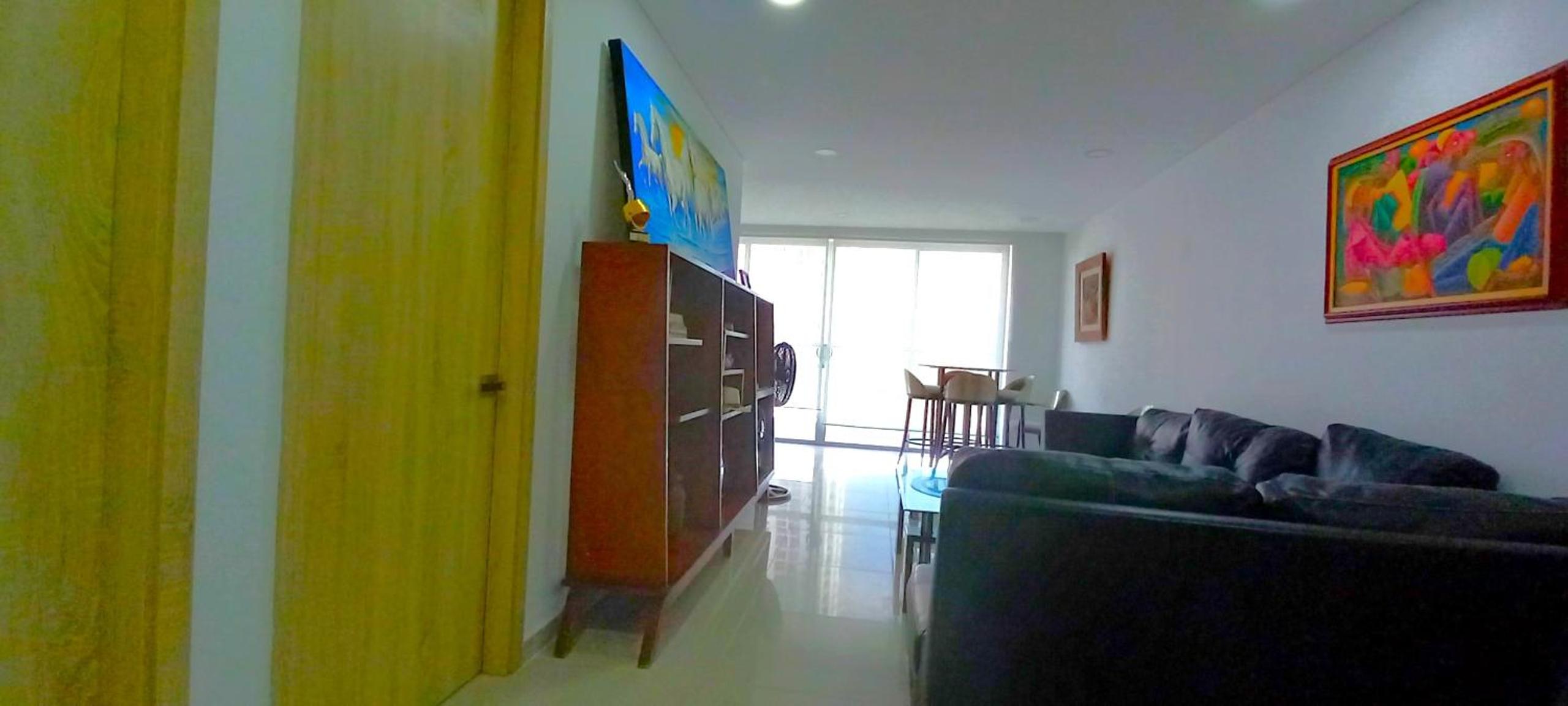 84 2BD 2 BA New building with amenities, ten blocks walled city one to the beach