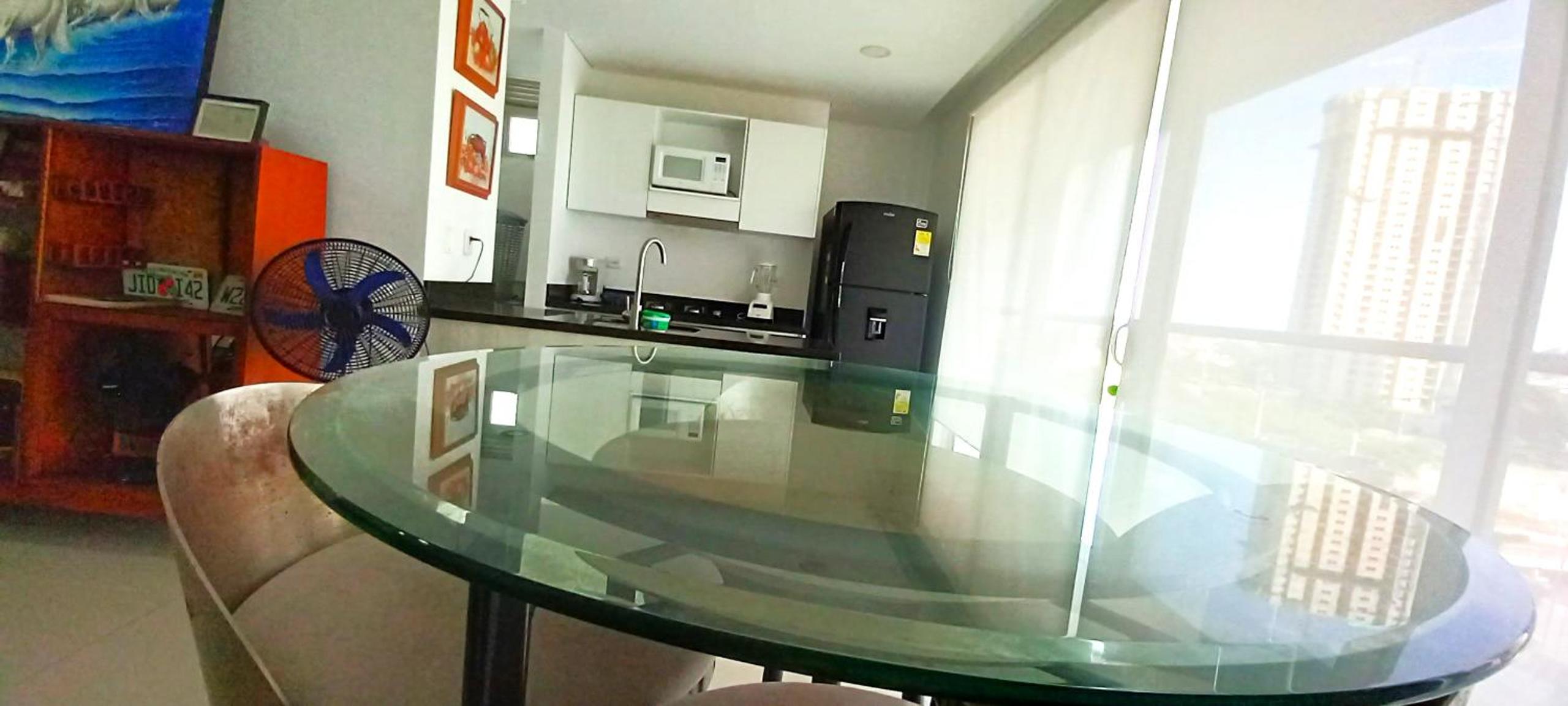 84 2BD 2 BA New building with amenities, ten blocks walled city one to the beach