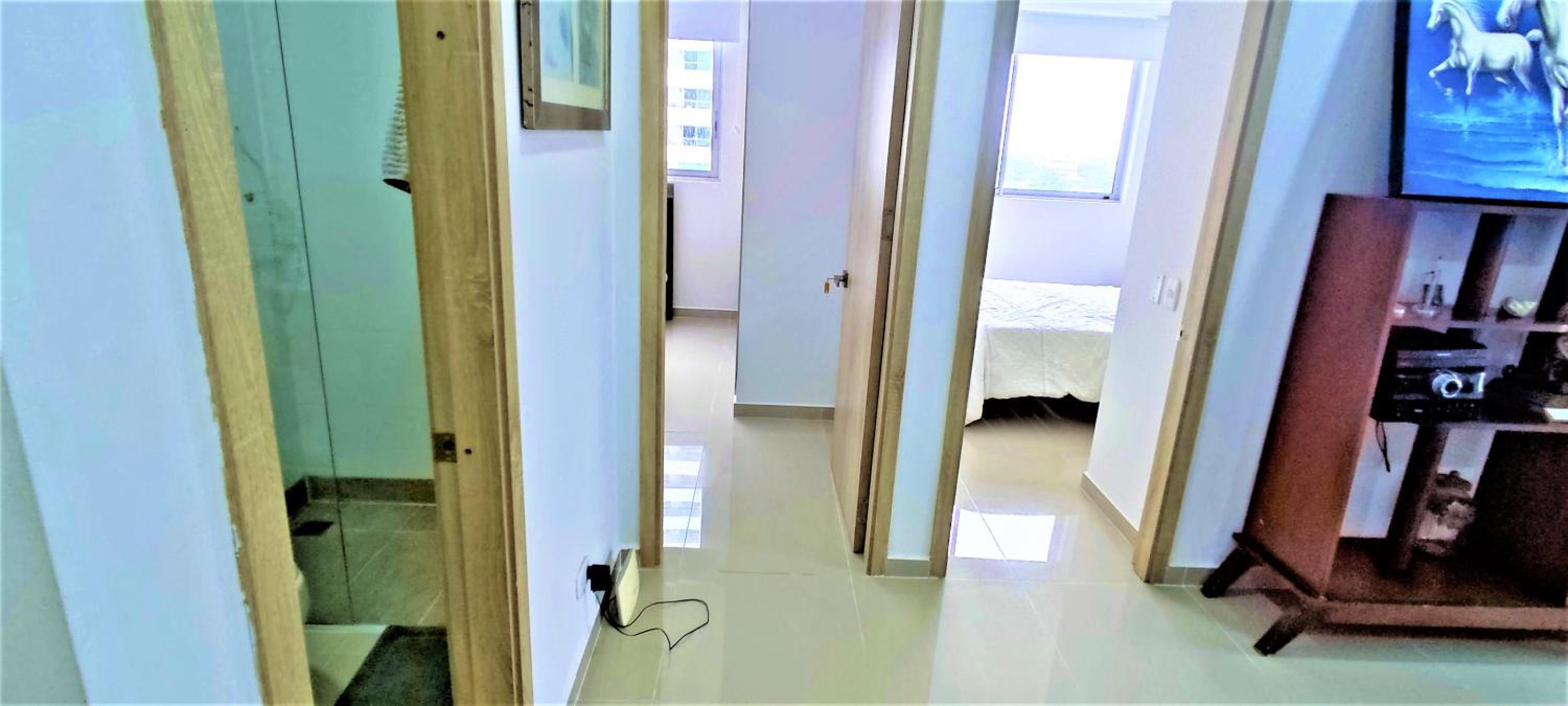 84 2BD 2 BA New building with amenities, ten blocks walled city one to the beach