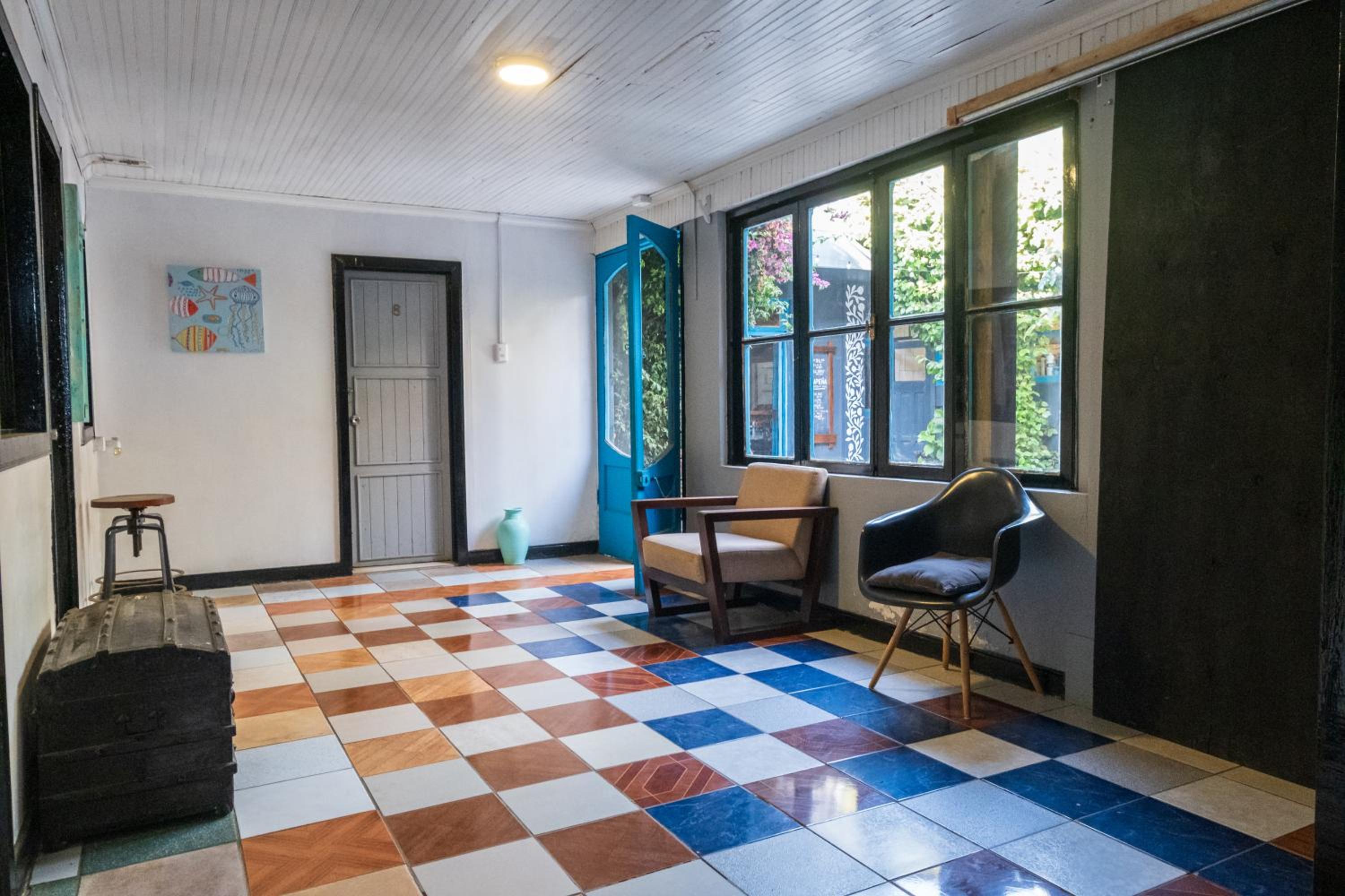 LÖF Hostal