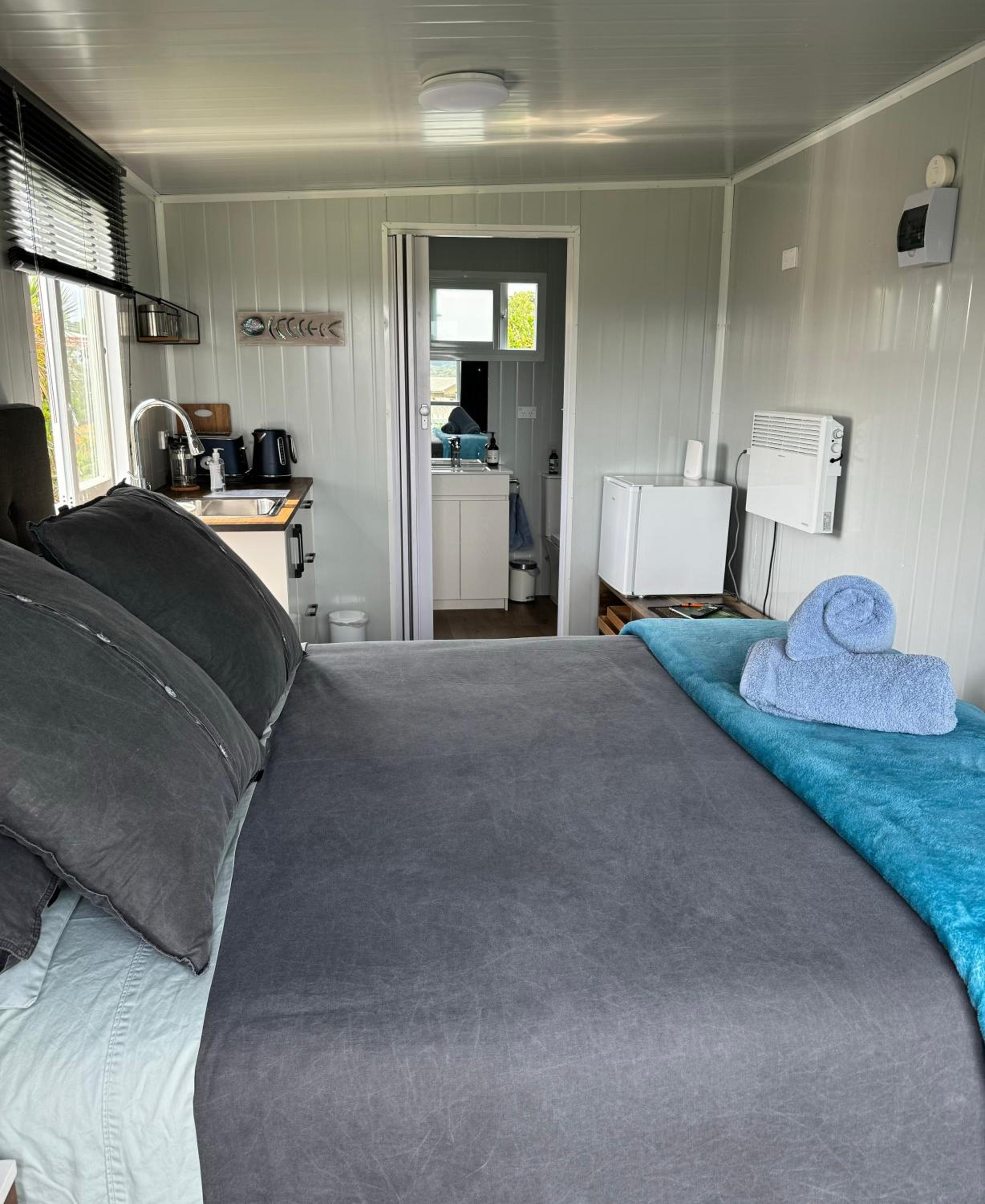 Raglan Seaview Cabin