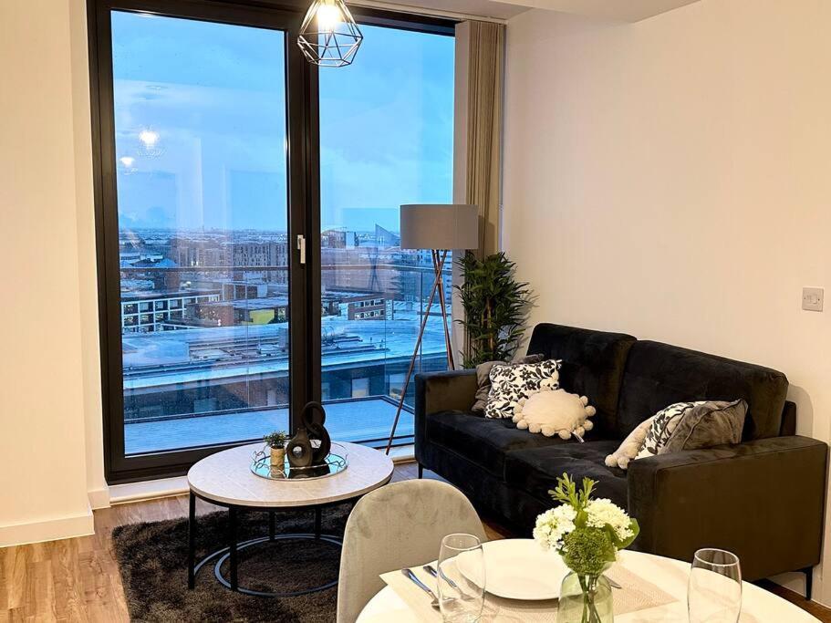 Penthouse Flat in Manchester view 3