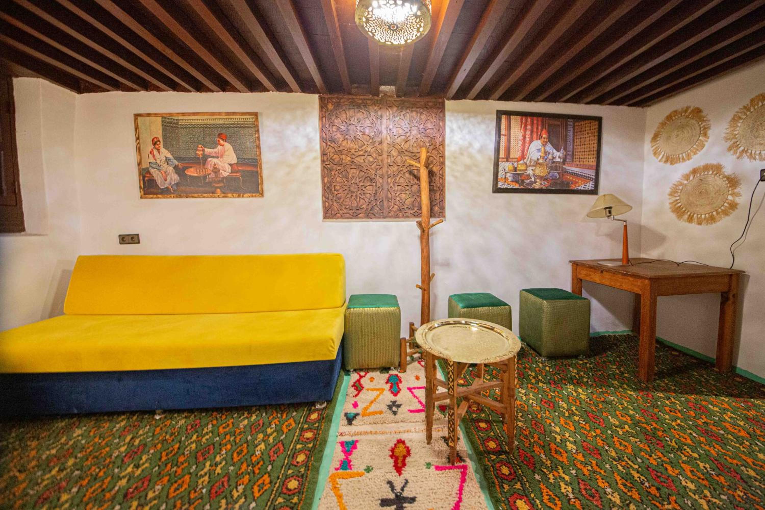 lounge