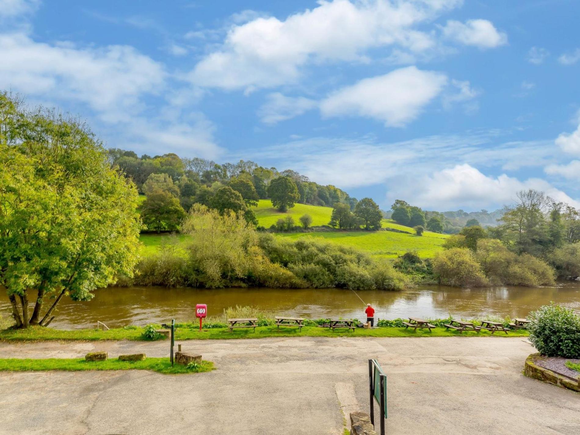 3 Bed in Bridgnorth oc-therr view 2