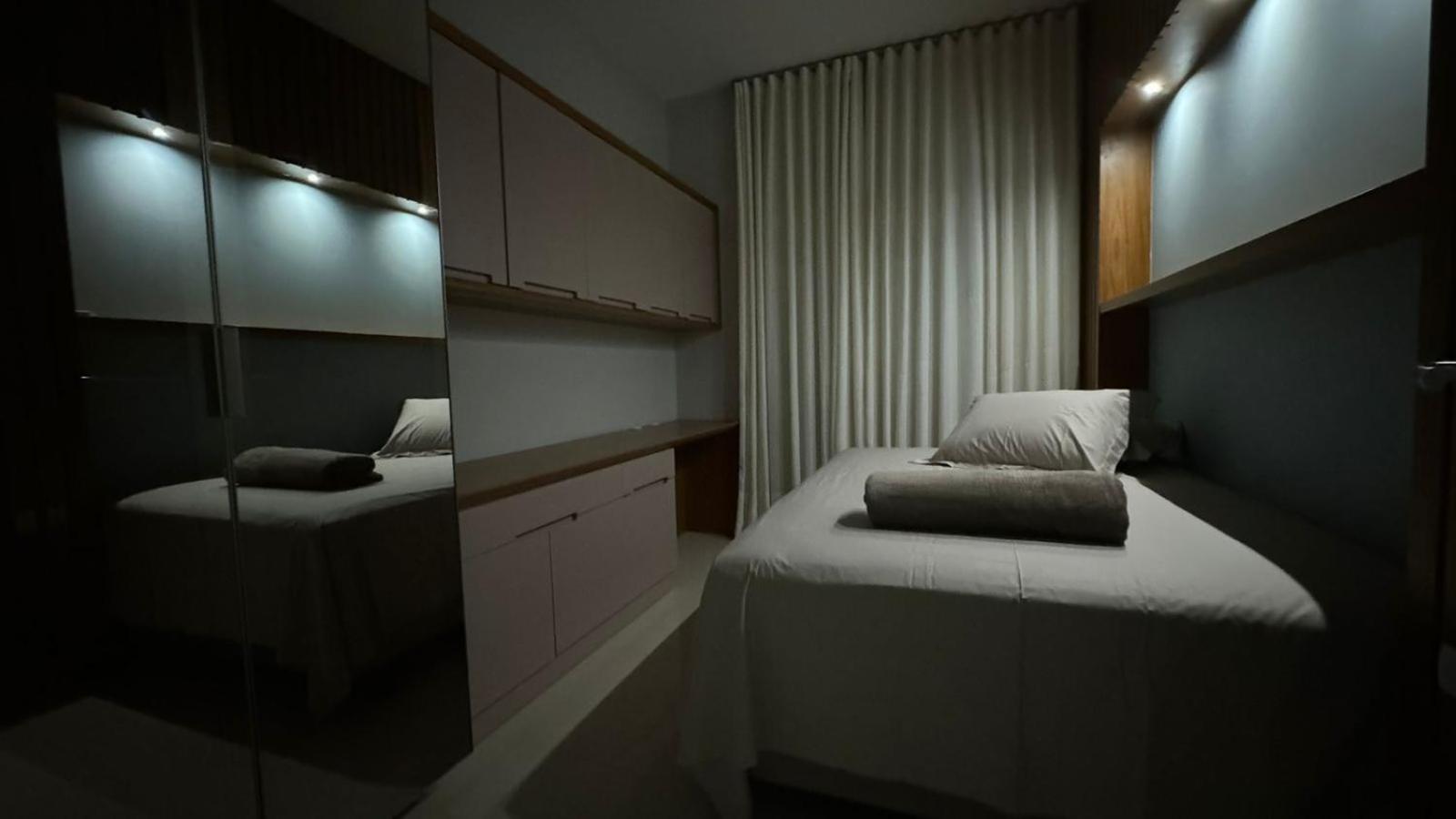 Lindo apartamento frente mar em condomínio club