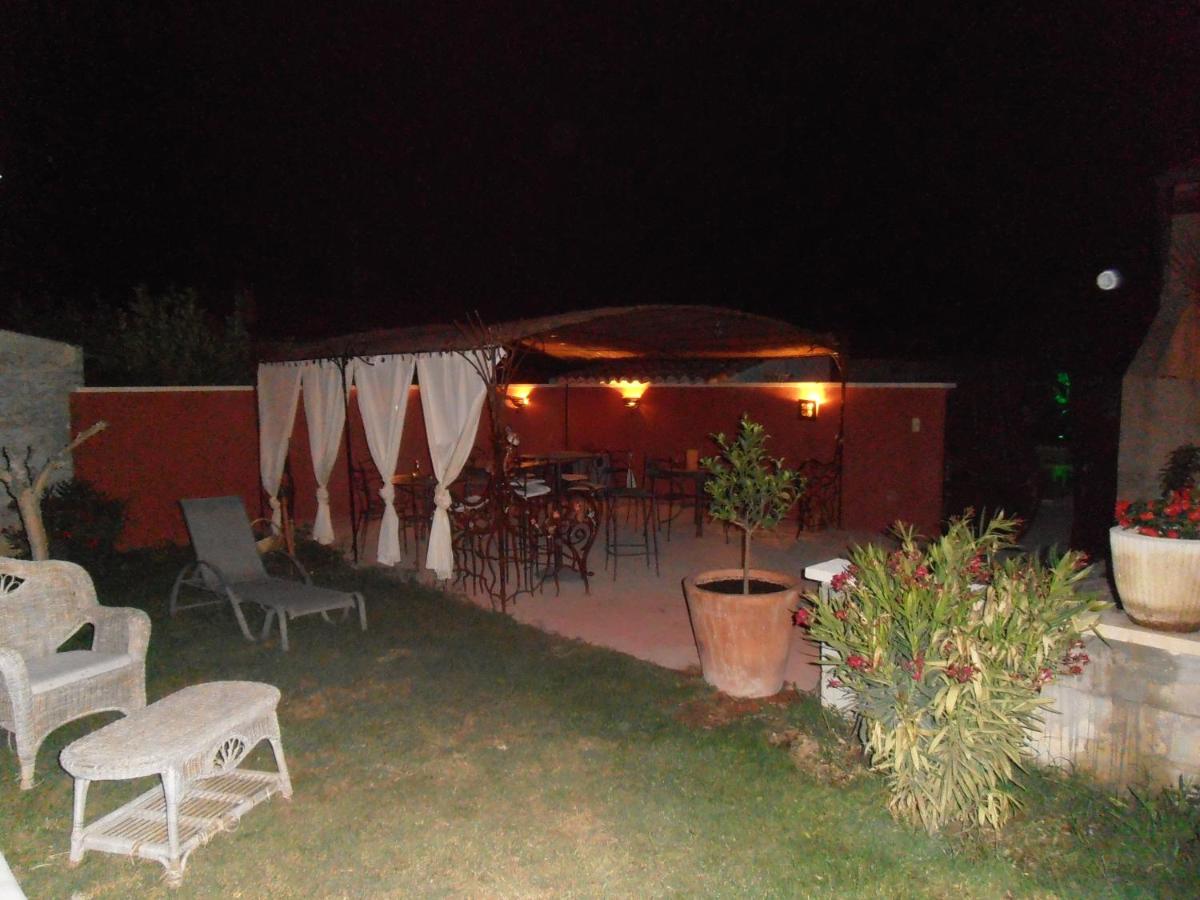 Photo 49