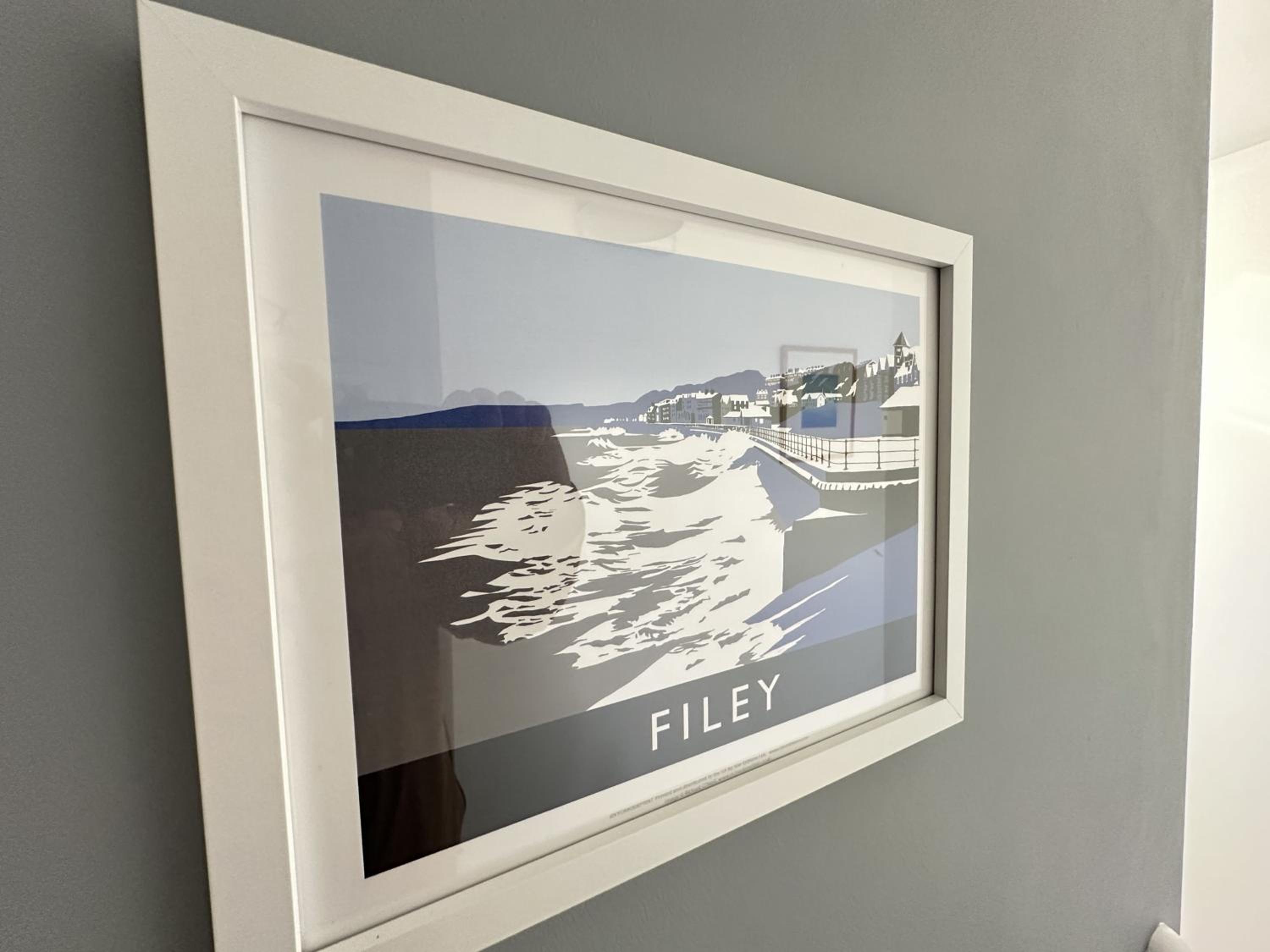Life of Filey - Part of the The Bay Filey Holiday Village with pool, gym and direct beach access, pub, restaurant, tennis and meadows walks