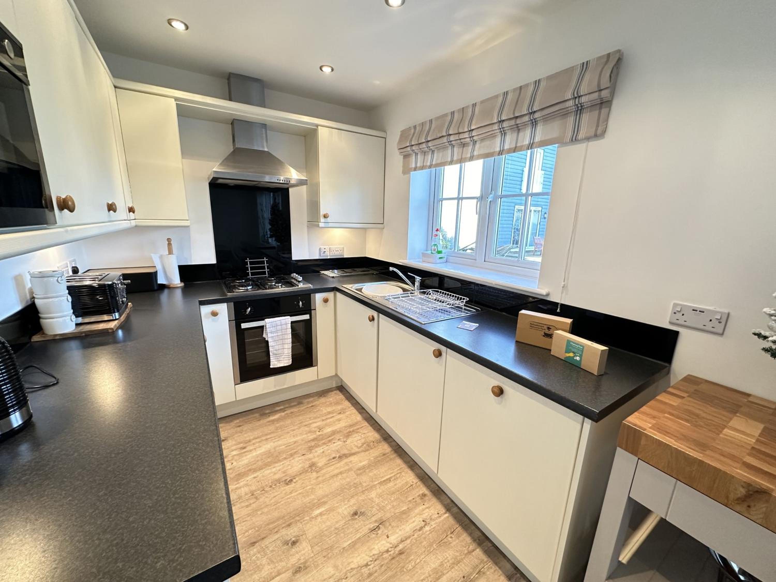 Life of Filey - Part of the The Bay Filey Holiday Village with pool, gym and direct beach access, pub, restaurant, tennis and meadows walks