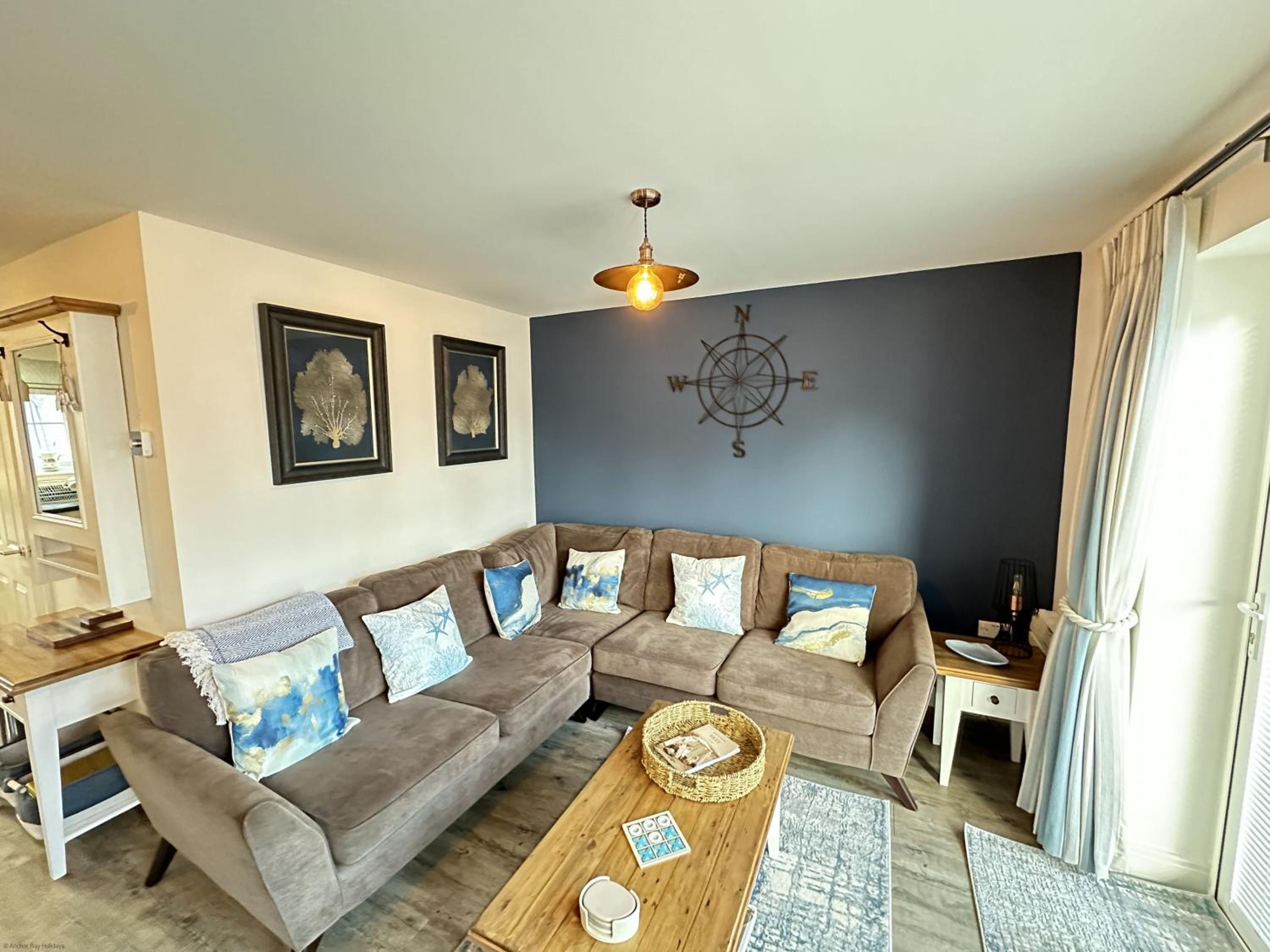 The Sandpiper - Part of the The Bay Filey Holiday Village with pool, gym and direct beach access, pub, restaurant, tennis and meadows walks