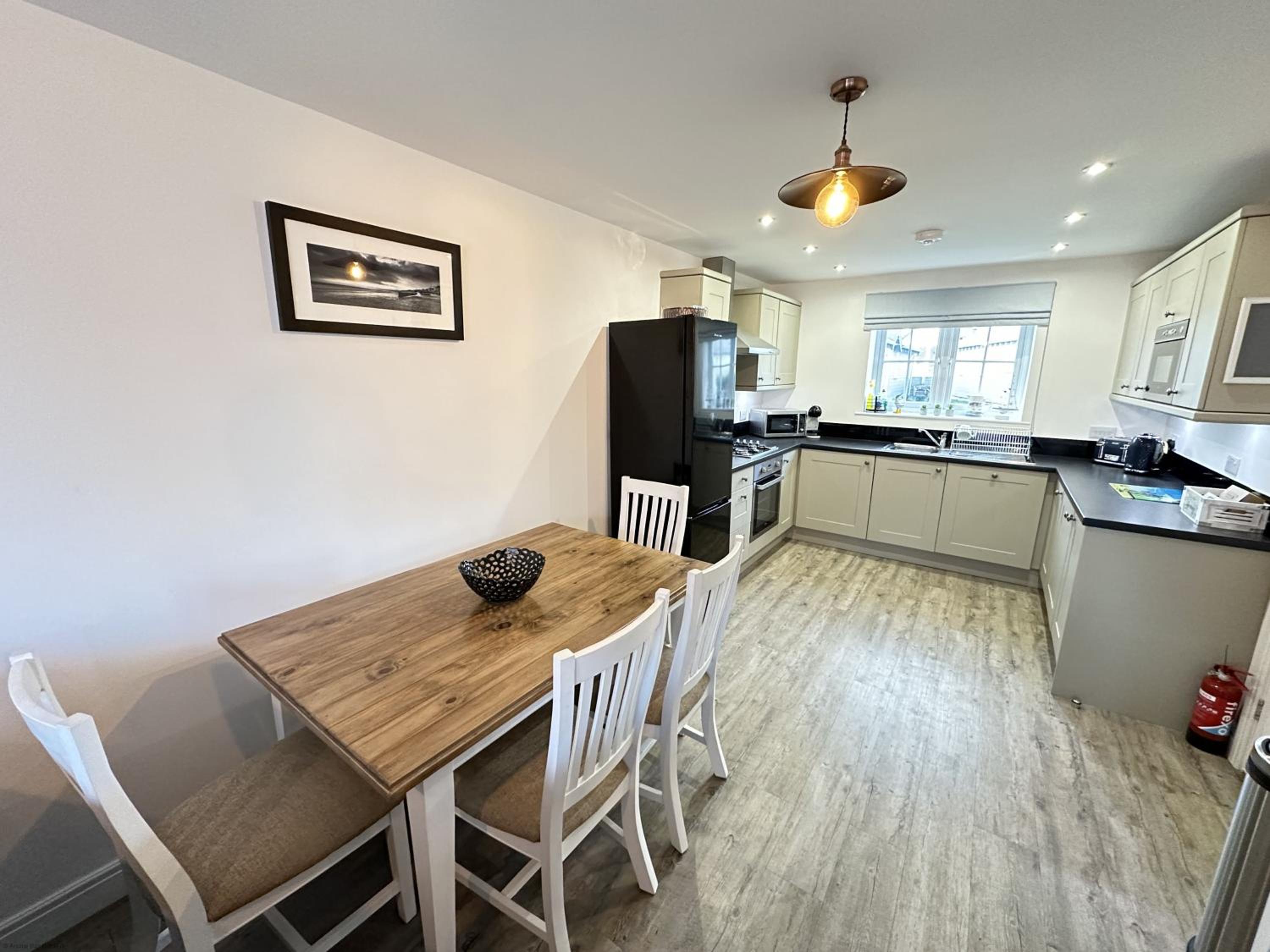 The Sandpiper - Part of the The Bay Filey Holiday Village with pool, gym and direct beach access, pub, restaurant, tennis and meadows walks