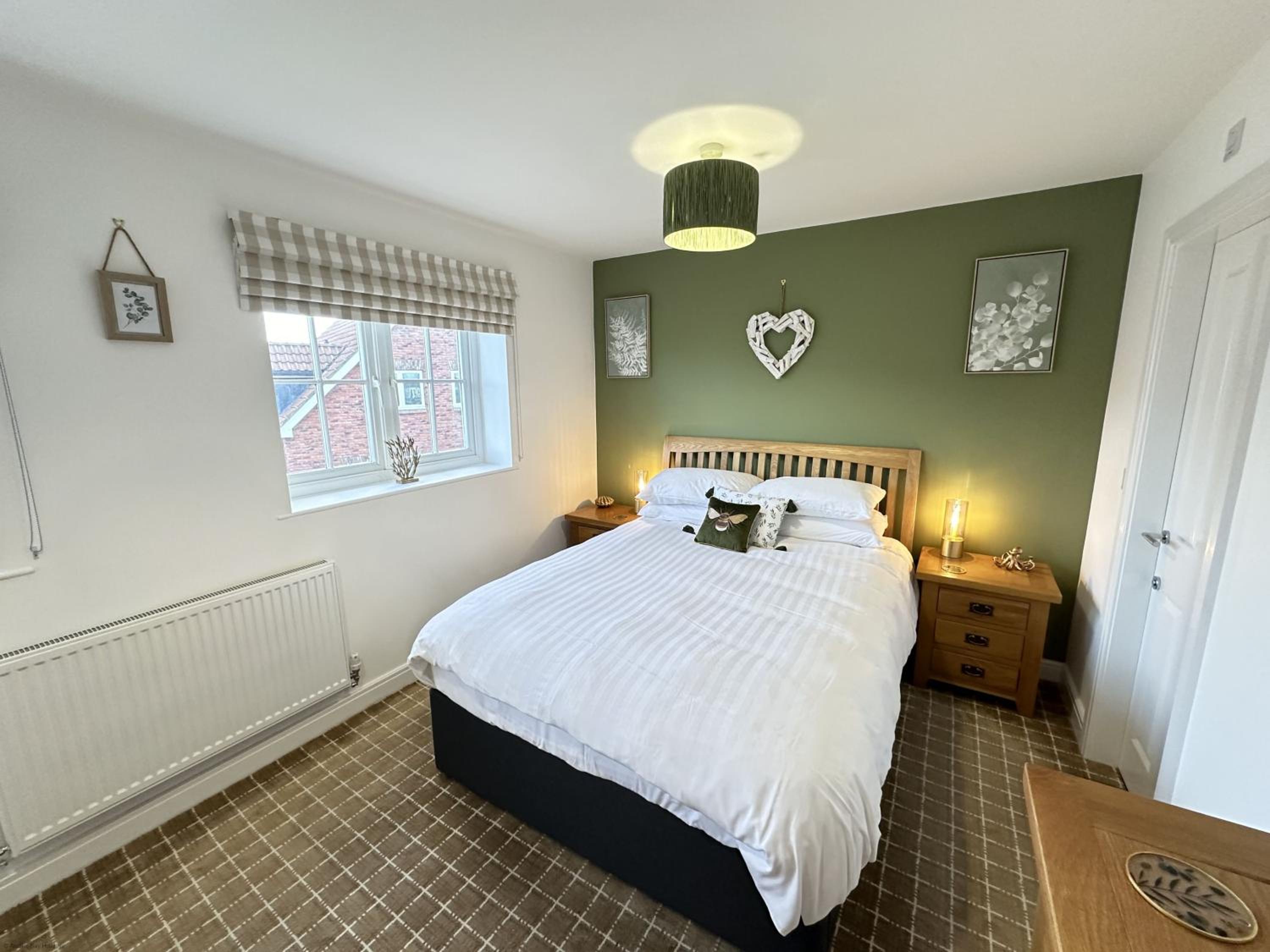 The Sandpiper - Part of the The Bay Filey Holiday Village with pool, gym and direct beach access, pub, restaurant, tennis and meadows walks
