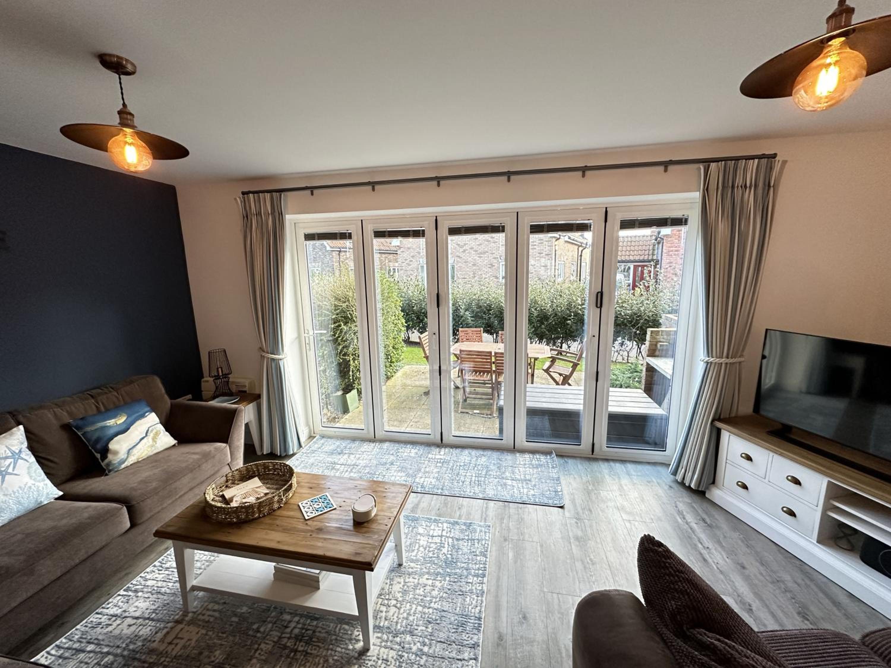 The Sandpiper - Part of the The Bay Filey Holiday Village with pool, gym and direct beach access, pub, restaurant, tennis and meadows walks