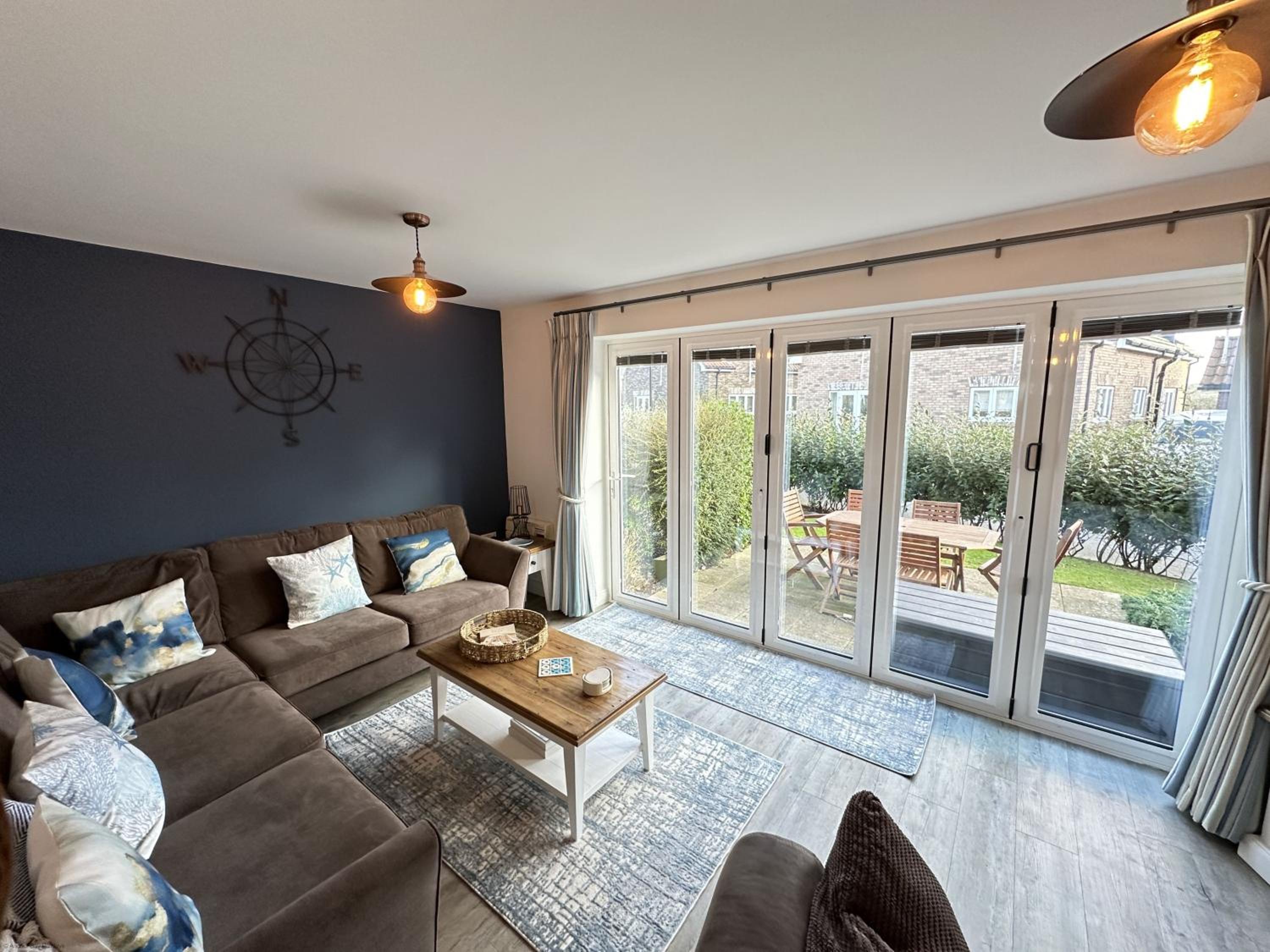 The Sandpiper - Part of the The Bay Filey Holiday Village with pool, gym and direct beach access, pub, restaurant, tennis and meadows walks