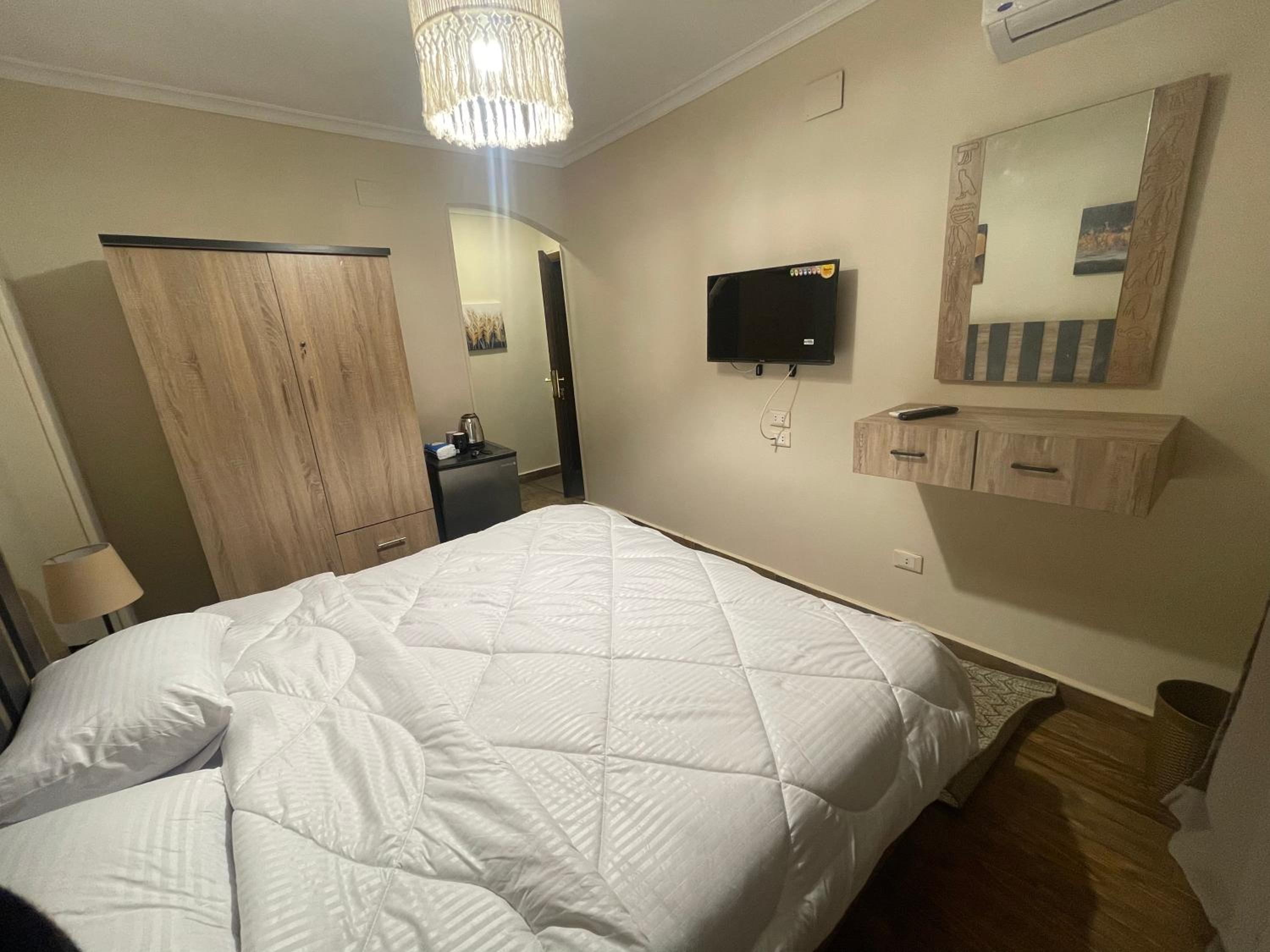Malek Pyramids Guest House