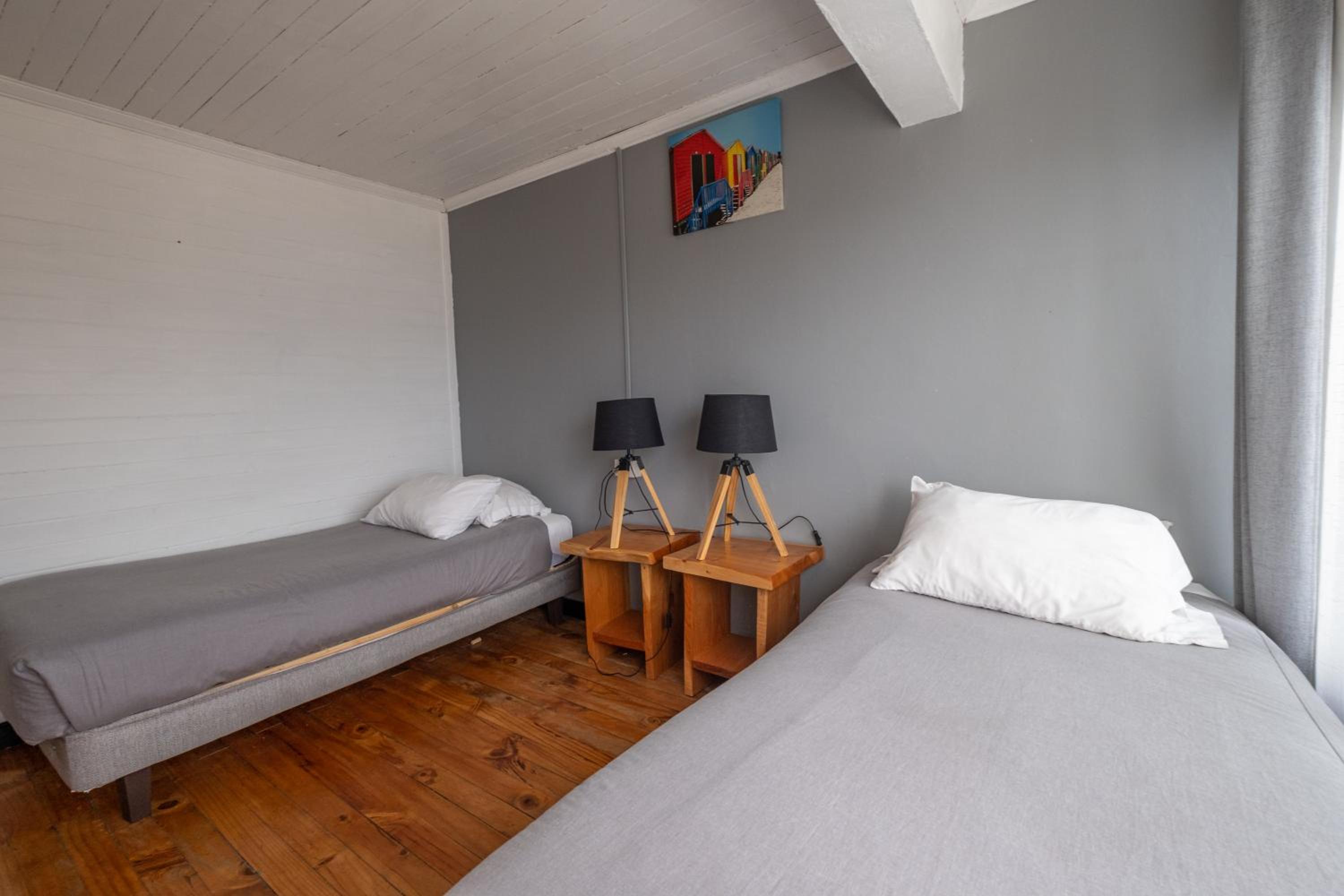 LÖF Hostal