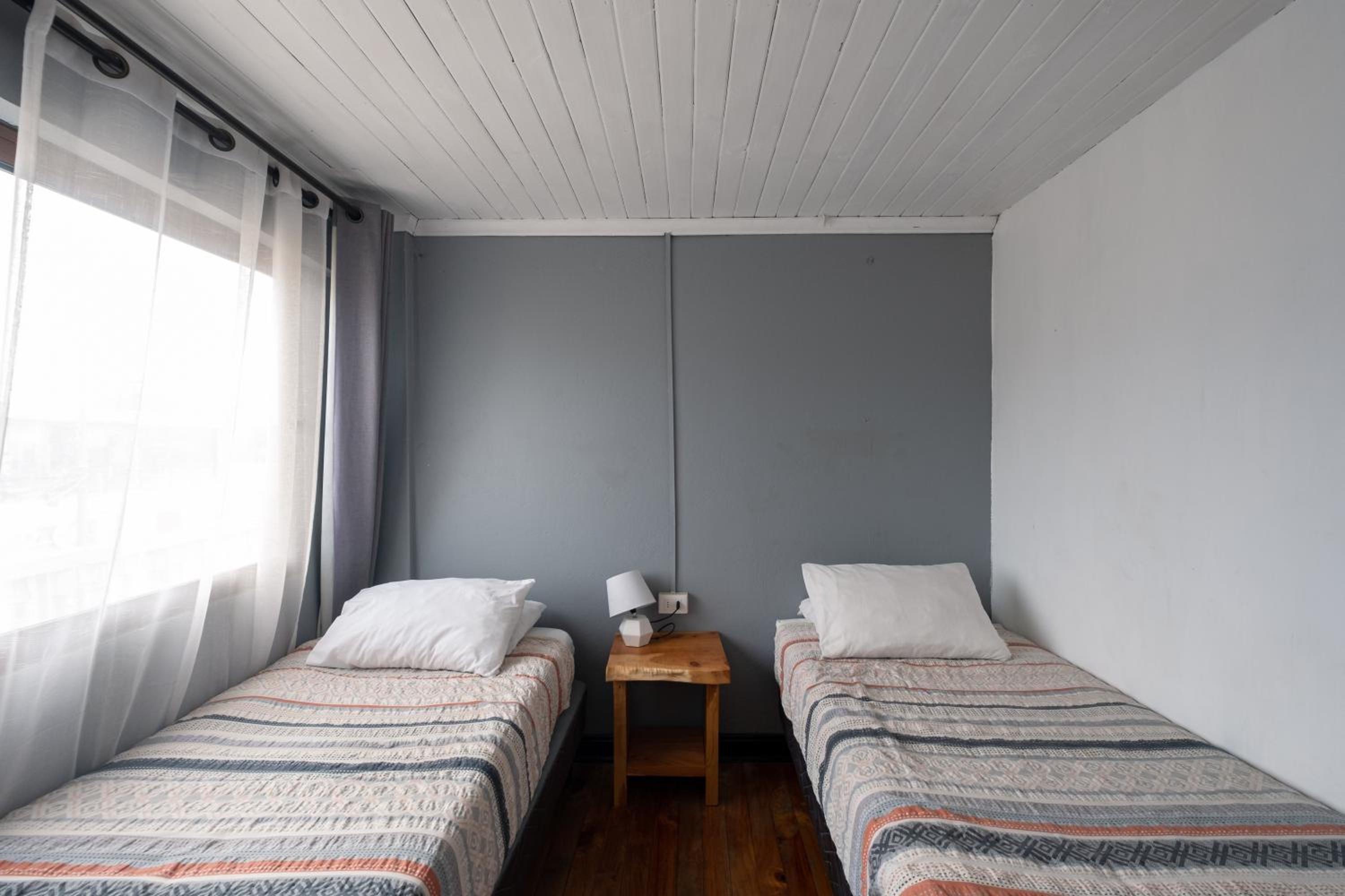 LÖF Hostal