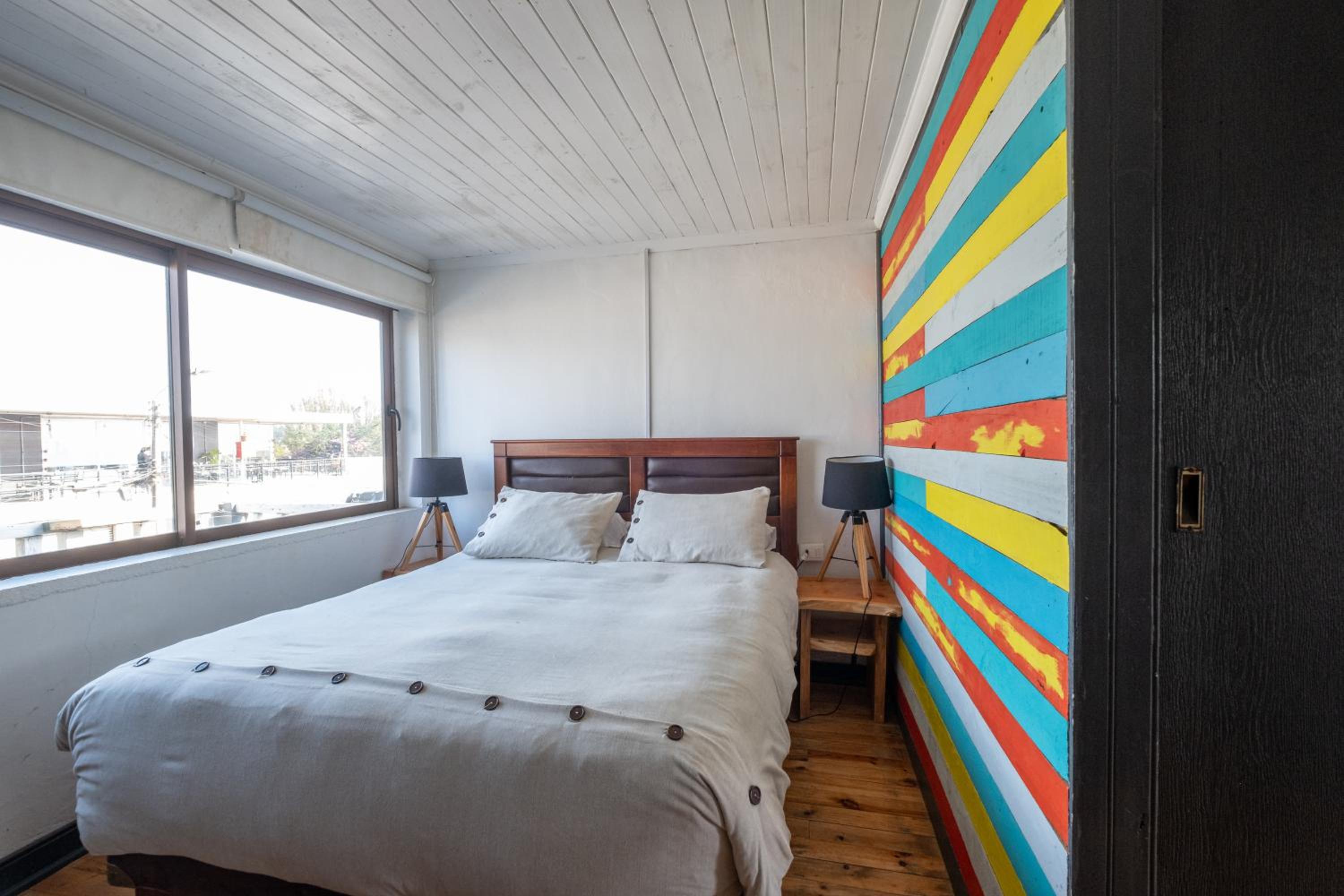 LÖF Hostal