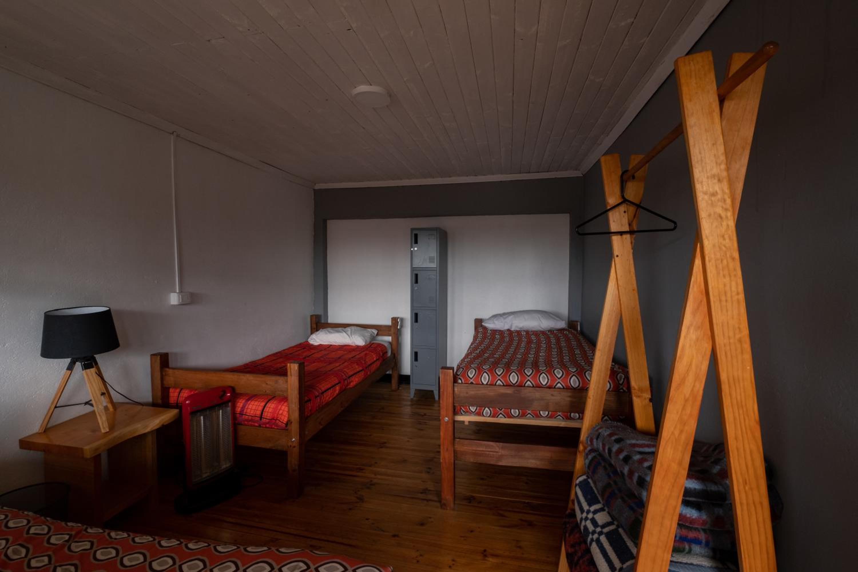 LÖF Hostal