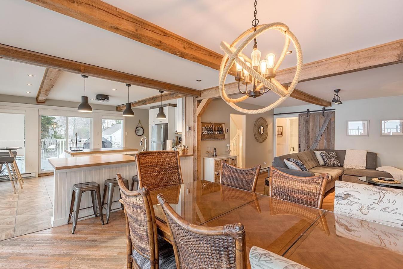 Breathtaking Lake View With Spa Chalet 360