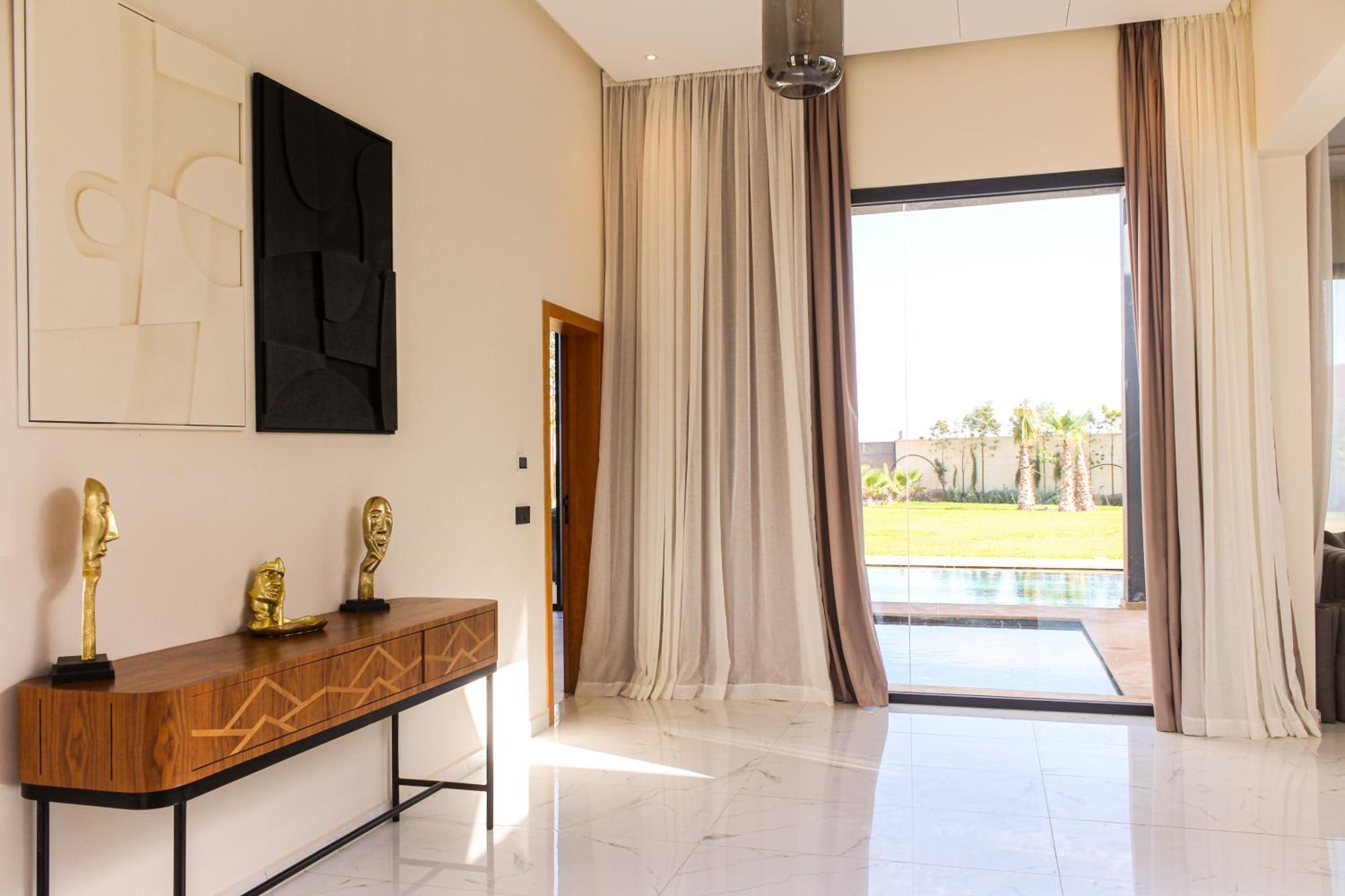 Where Luxury Meets Marrakech villa & private Pool view 3