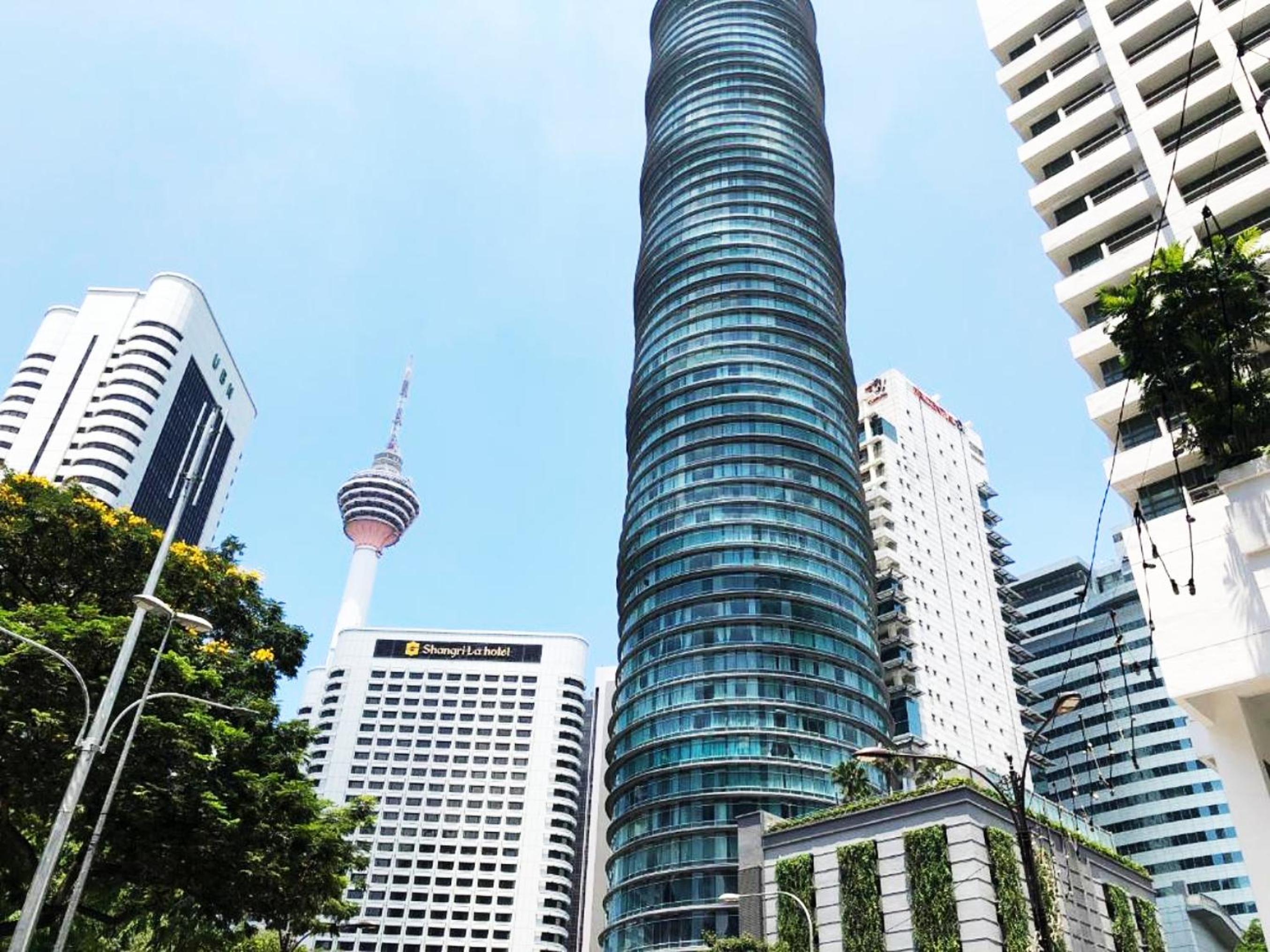 Vortex Suites KLCC by BlackNest
