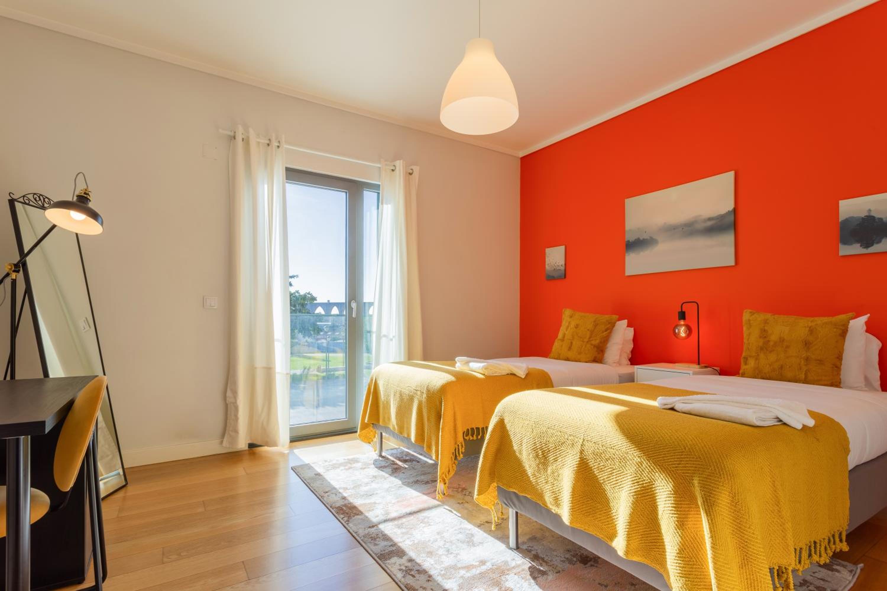 LDapartments - Spacious Lisbon Haven w/Lift&Garage view 2