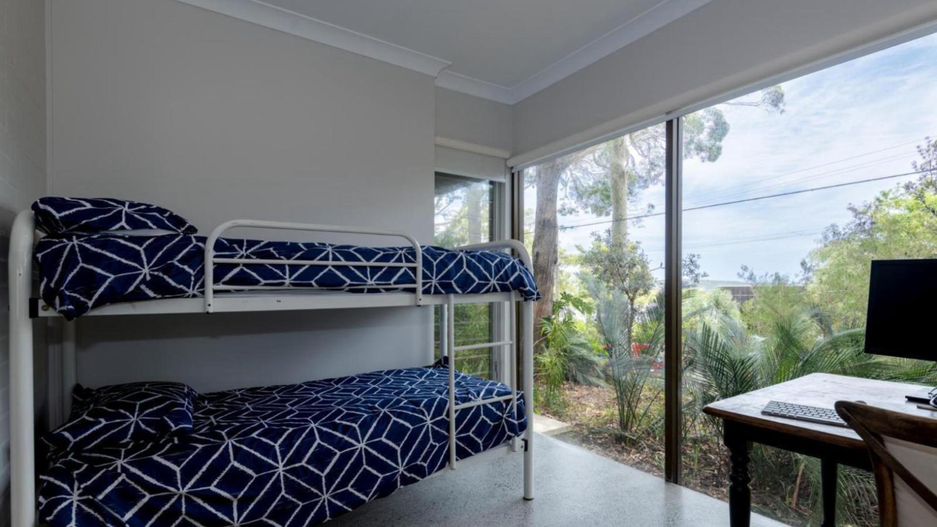 'Woodlands at Beachview' by HolidayCo