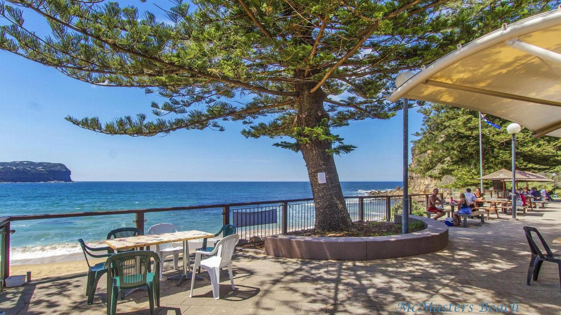 'Woodlands at Beachview' by HolidayCo
