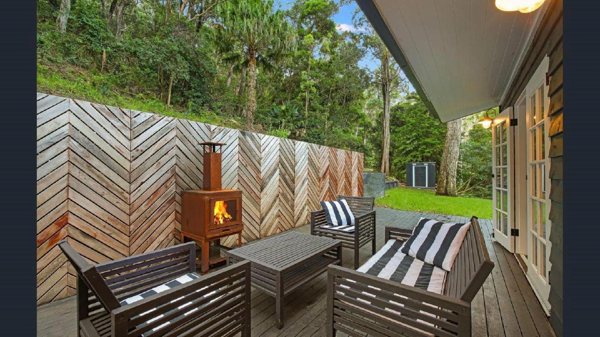 'Bouddi Bush and Bay Retreat' by HolidayCo