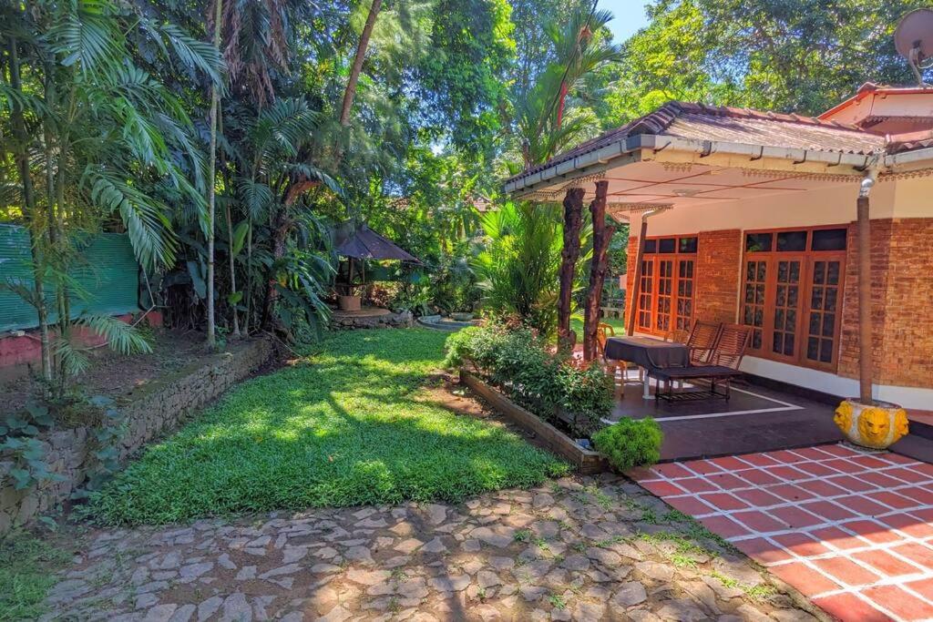 Lalie Guest House - Complete House view 2