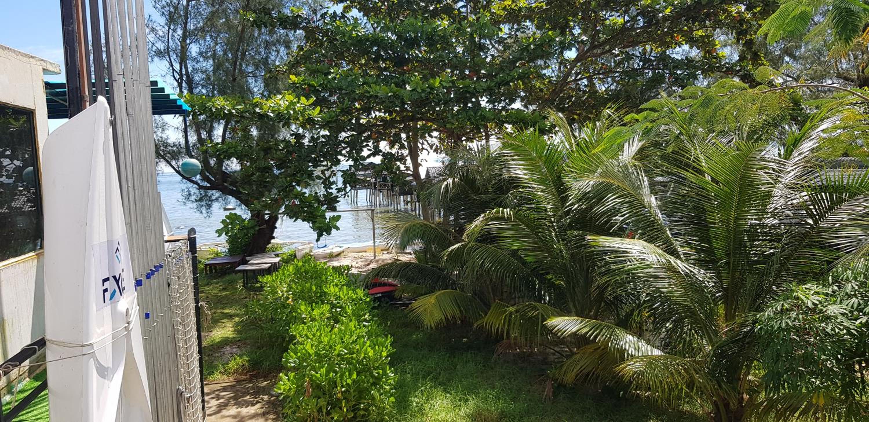 Old Sailor's Sunrise Beach Front House