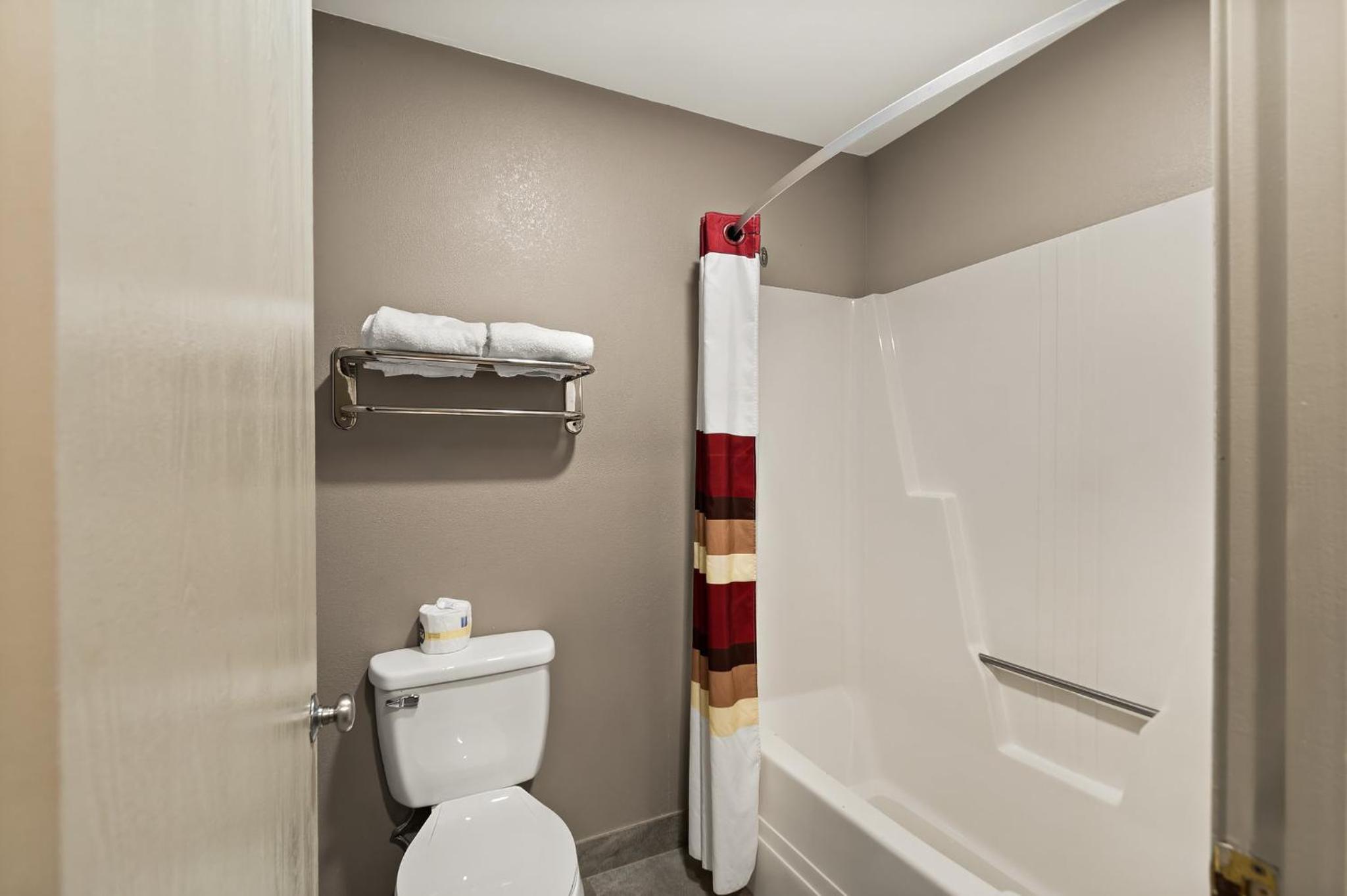 Red Roof Inn Martinsburg, Photo 17