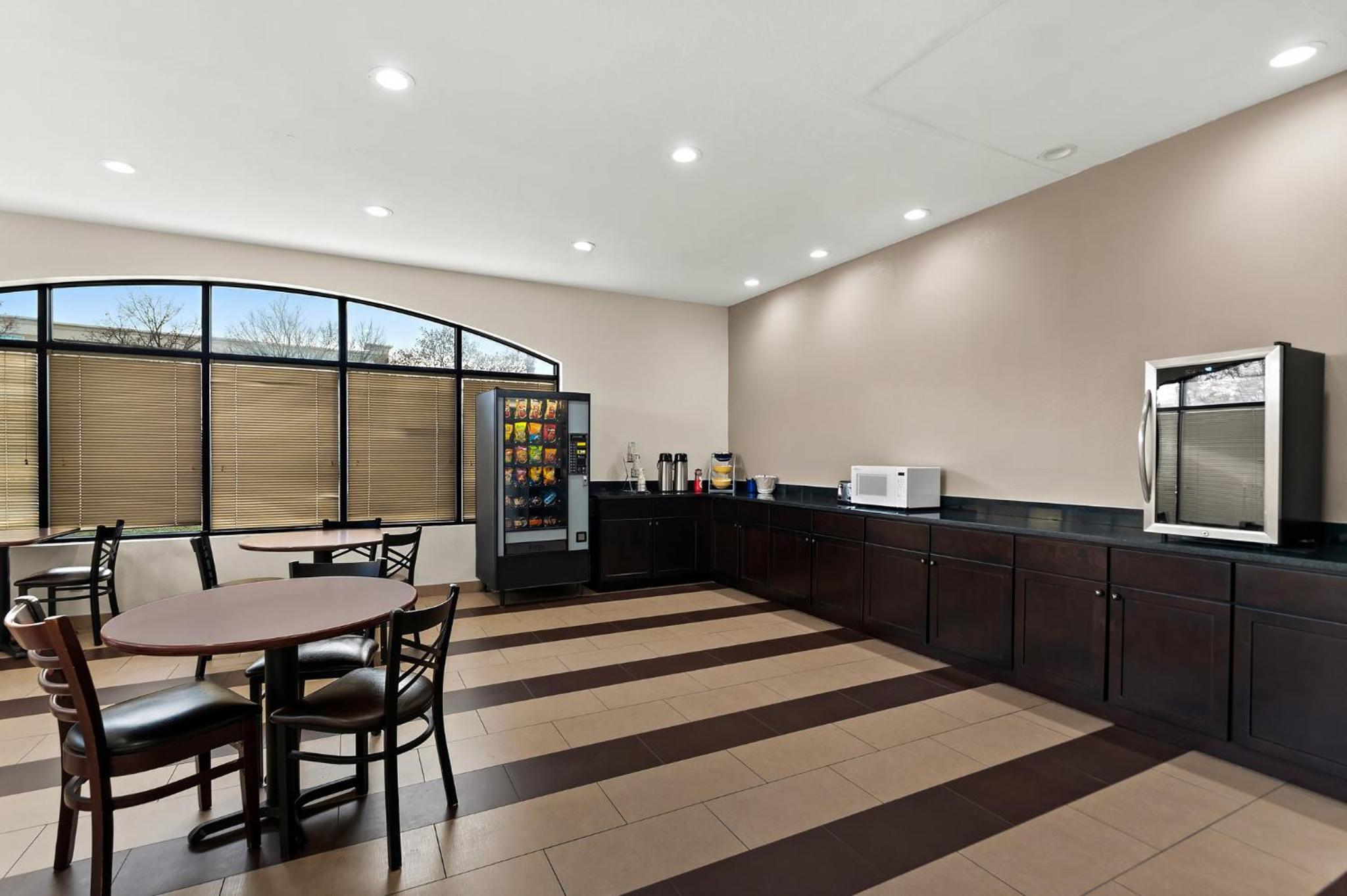 Red Roof Inn Martinsburg, Photo 9