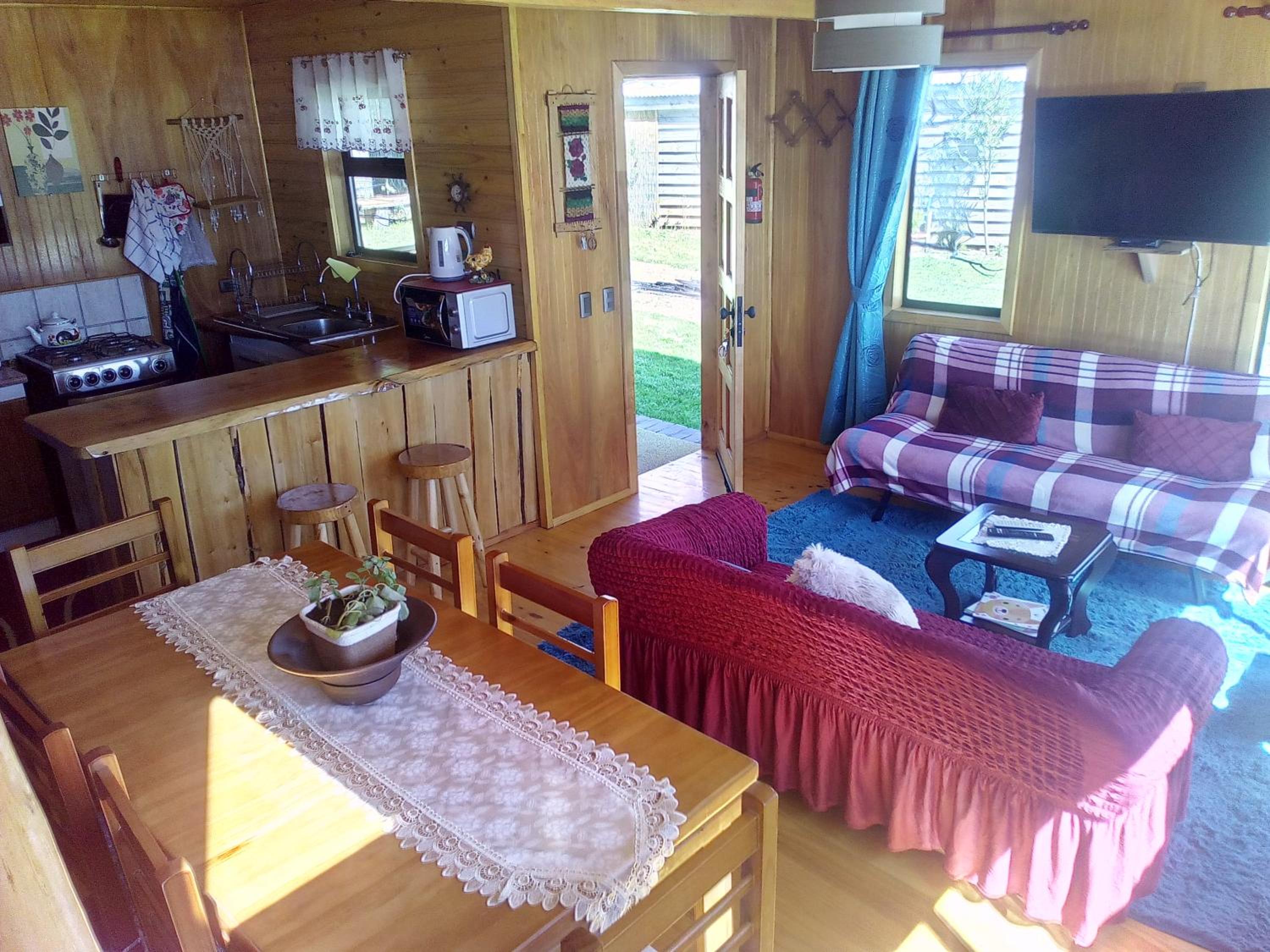 CABAÑAS RAYEN HUILLINCO