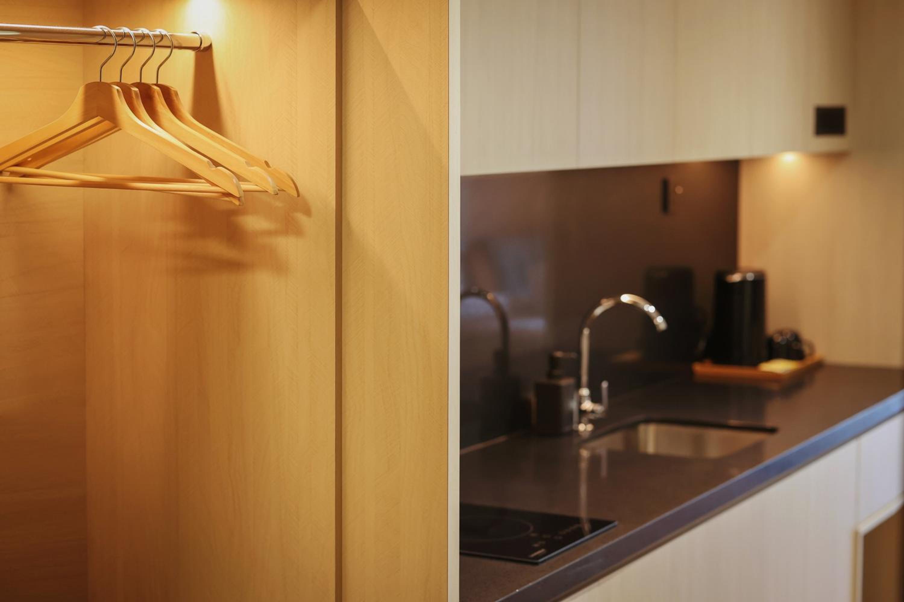 Resort Suites at Bandar Sunway view 3
