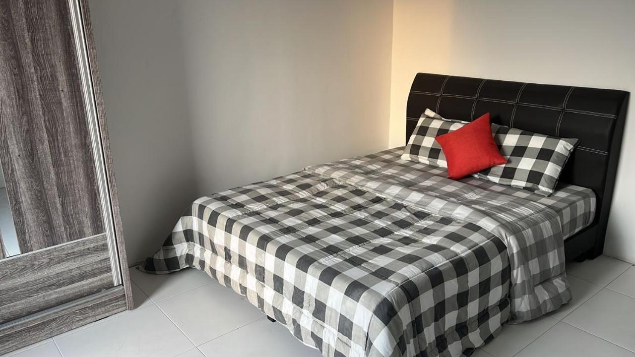 Spacious+Minimal+Manjung City Centre photo 2