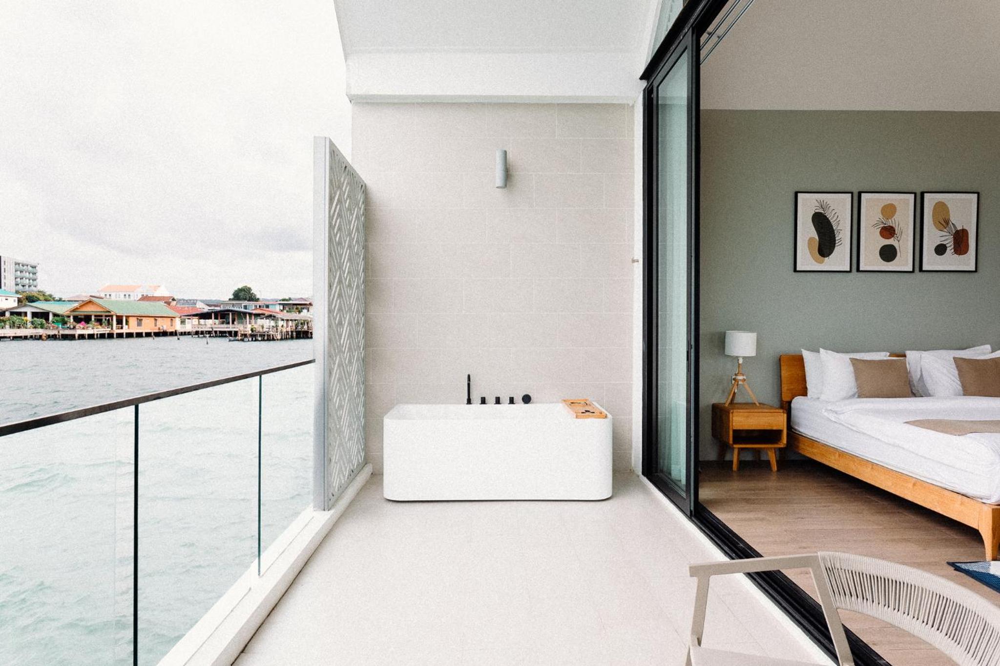 Baan Tah On The Sea