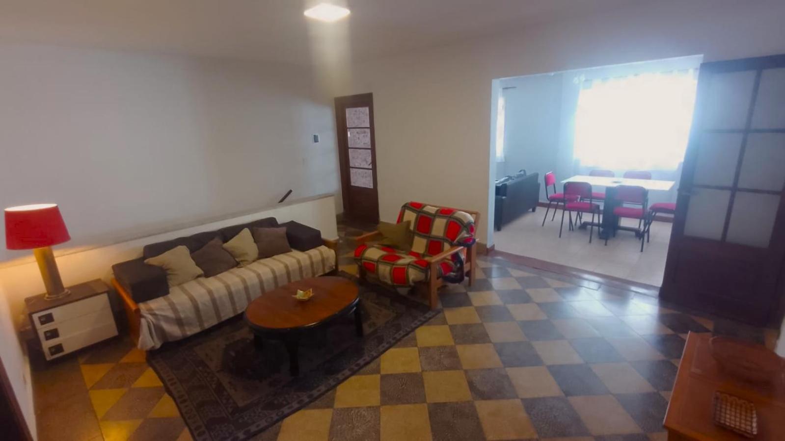 3 ambientes a la calle en zona céntrica Plaza Mitre
