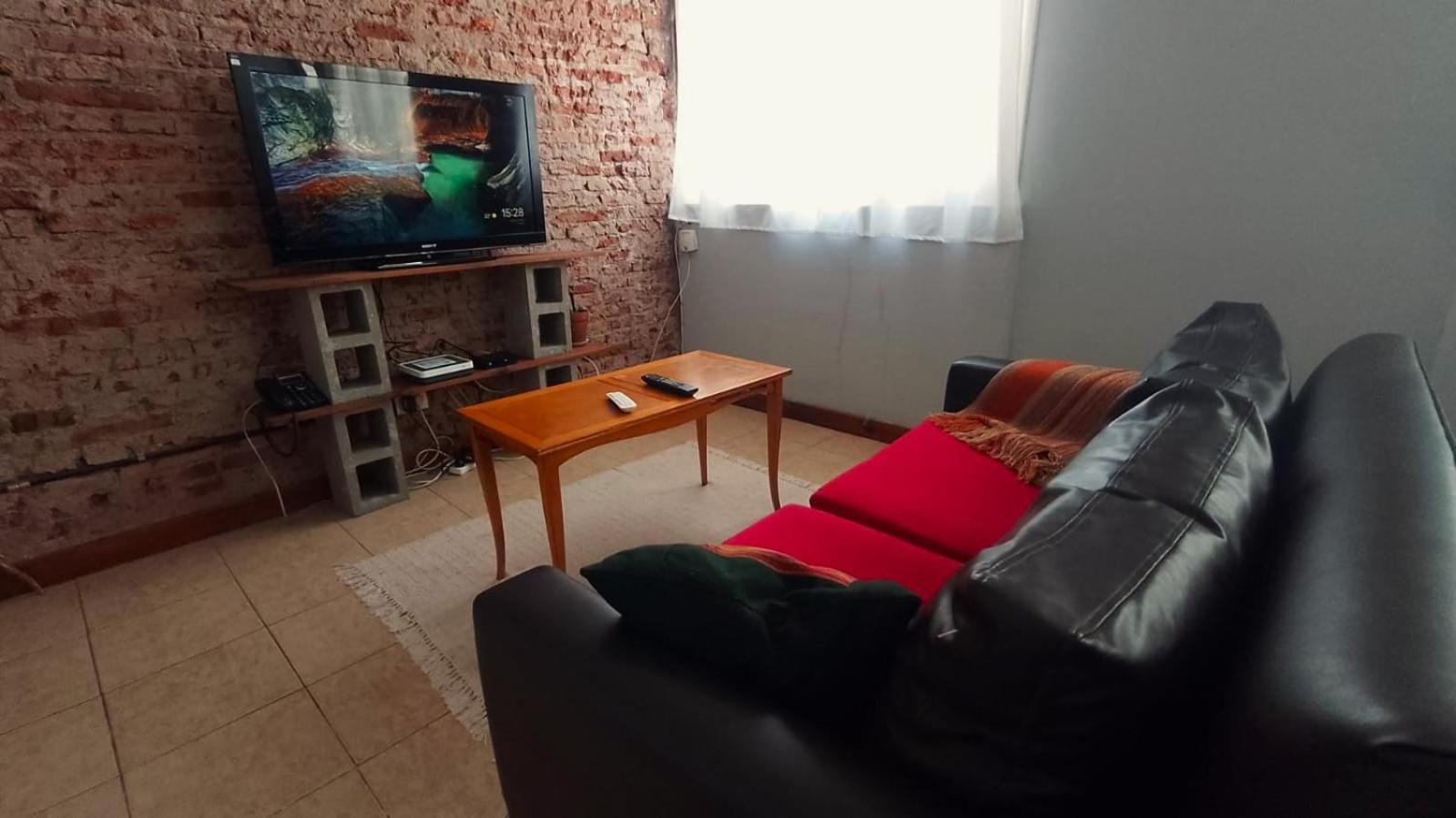 3 ambientes a la calle en zona céntrica Plaza Mitre