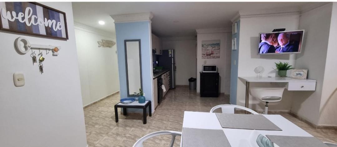 Apartamento con piscina cerca al mar Amoblado Rodadero Sur