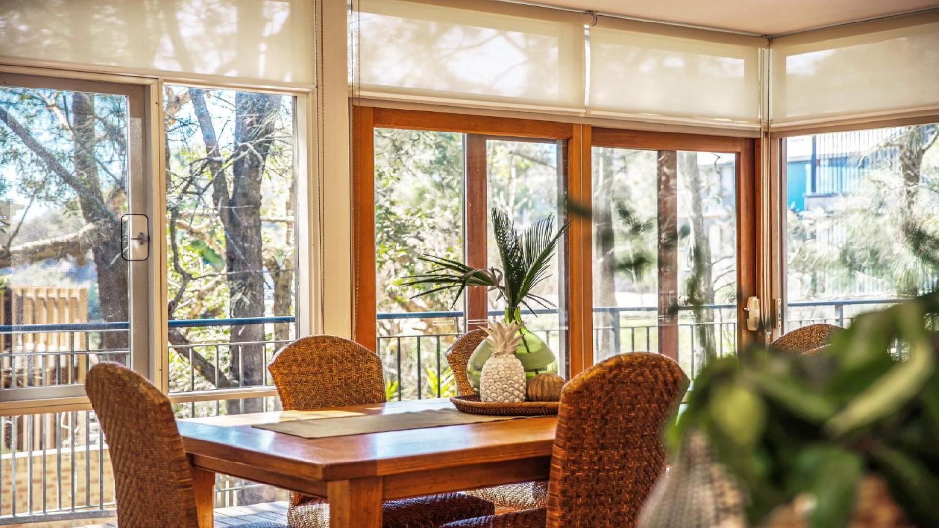 Waters Edge - Pet Friendly Holiday Home