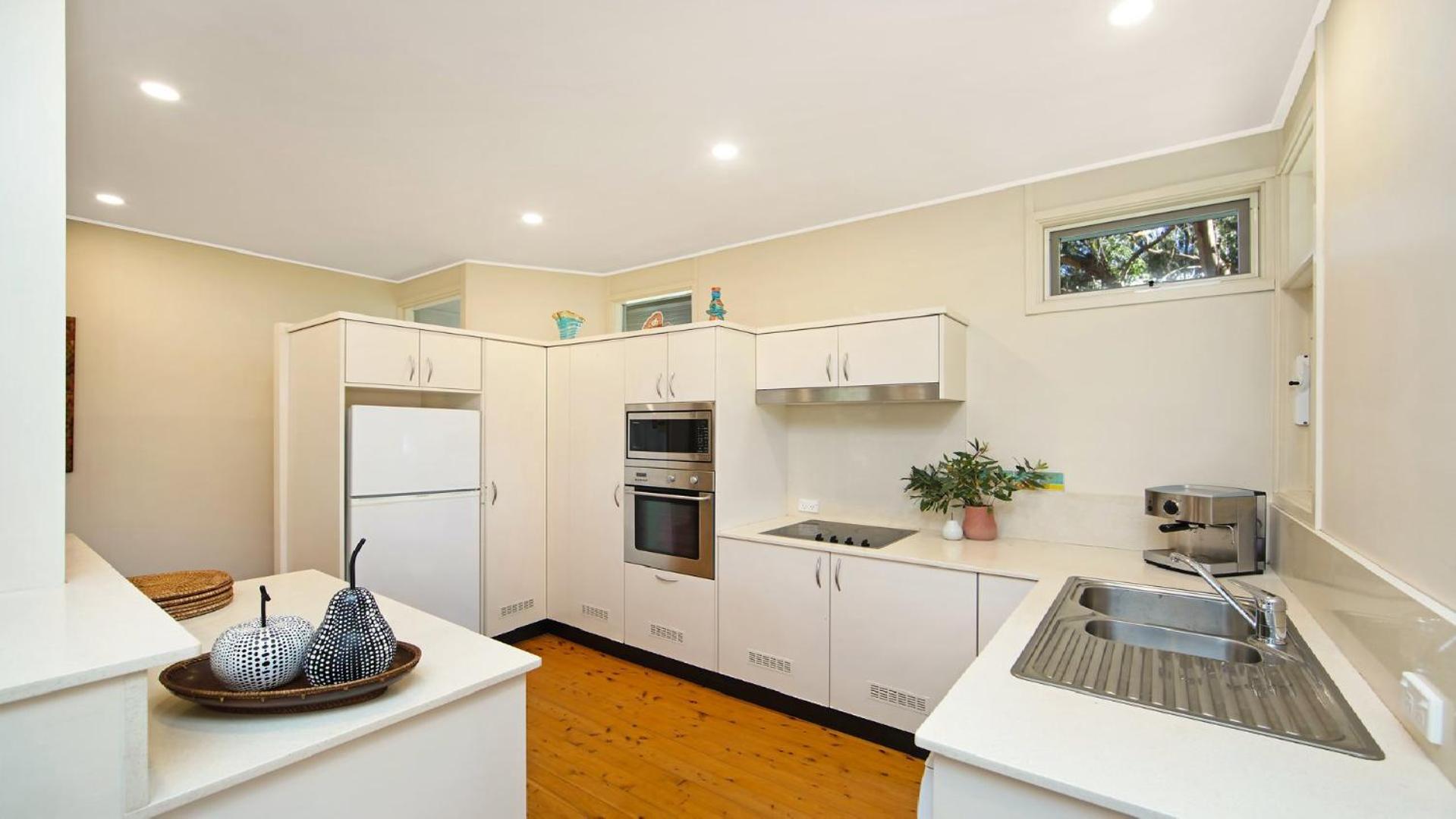 Waters Edge - Pet Friendly Holiday Home