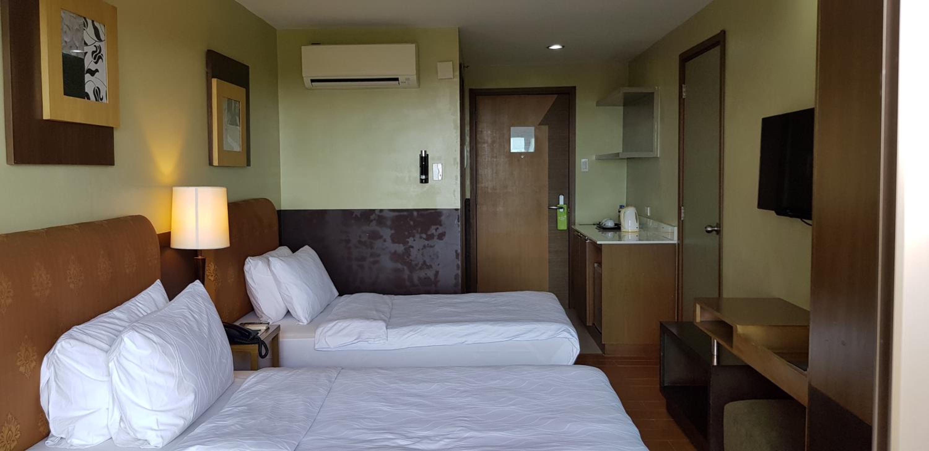One Tagaytay Place Private Residences