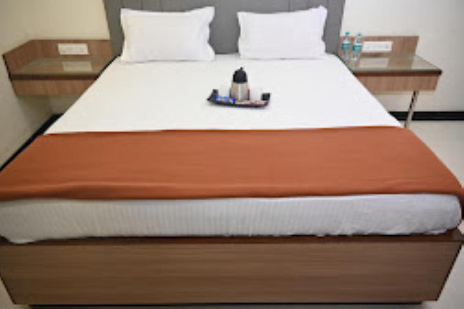 HOTEL PRITAM PARK, Jalgaon, Maharashtra