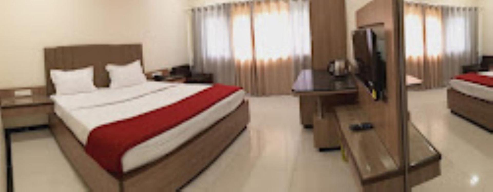HOTEL PRITAM PARK, Jalgaon, Maharashtra